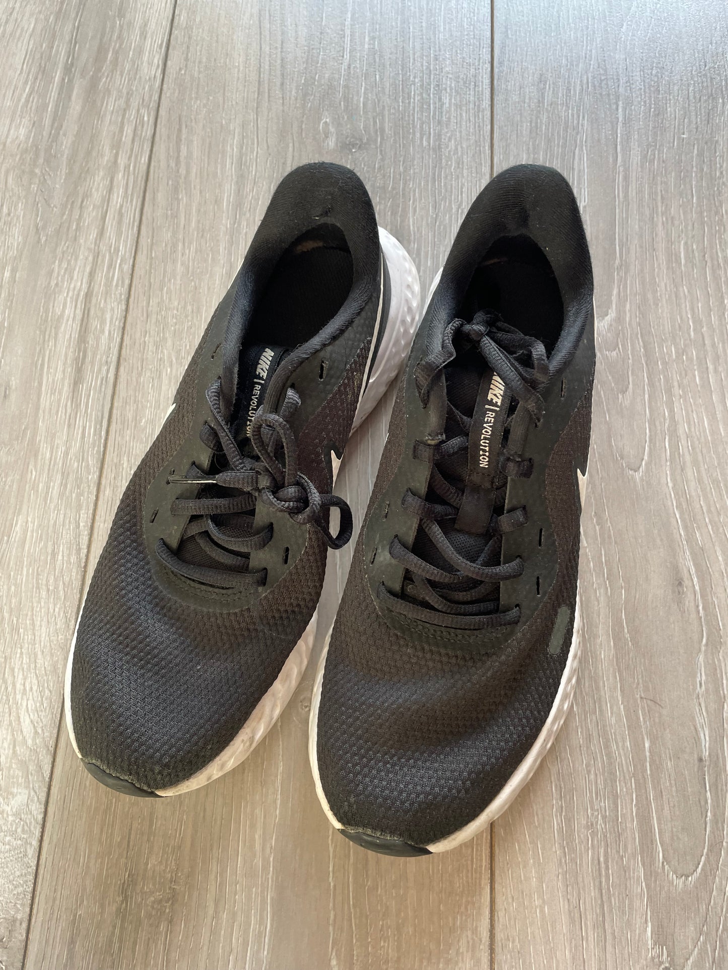 Nike Trainers - Size 5.5