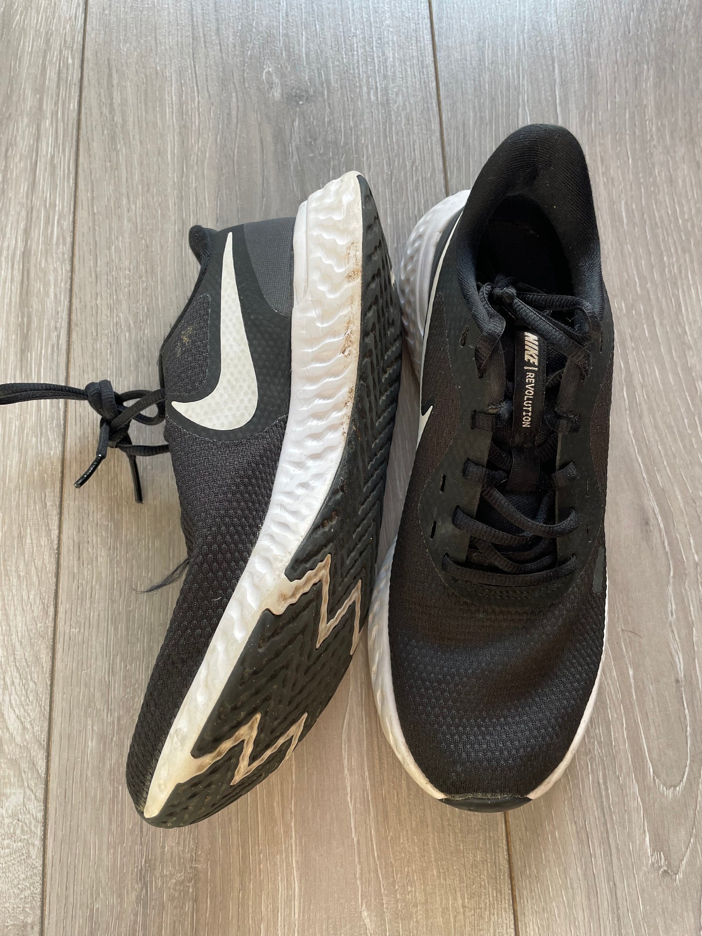 Nike Trainers - Size 5.5