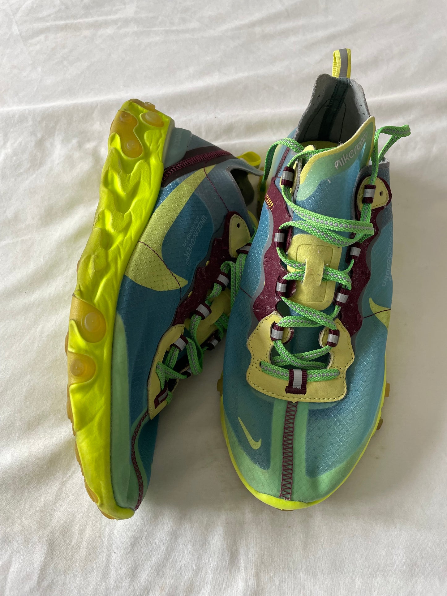 Nike Trainers RRP £140 - Size 6.5