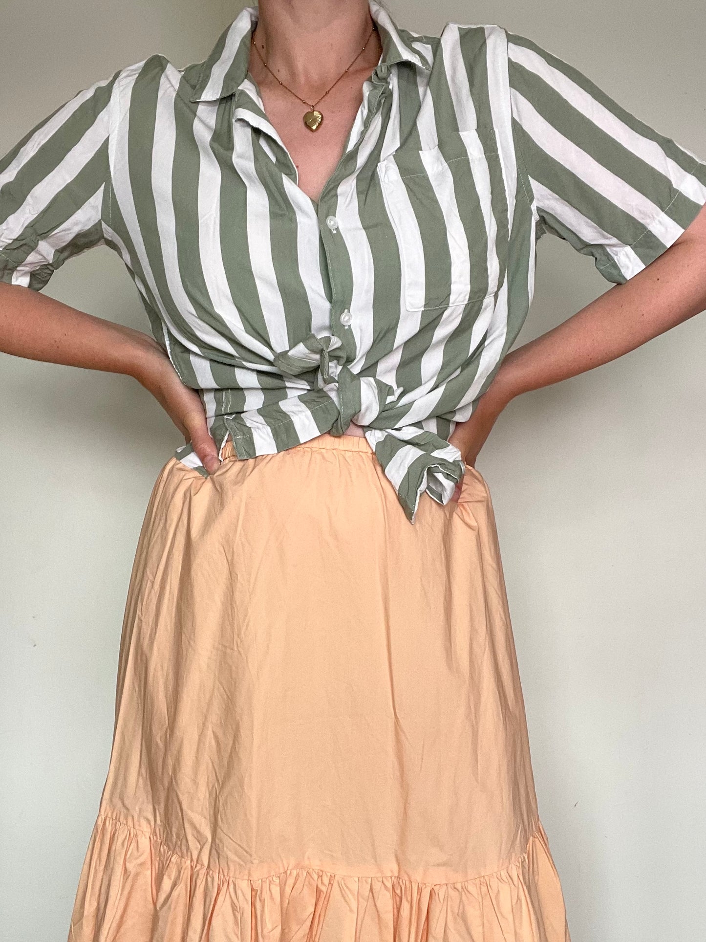 H&M Skirt NEW - Size Small