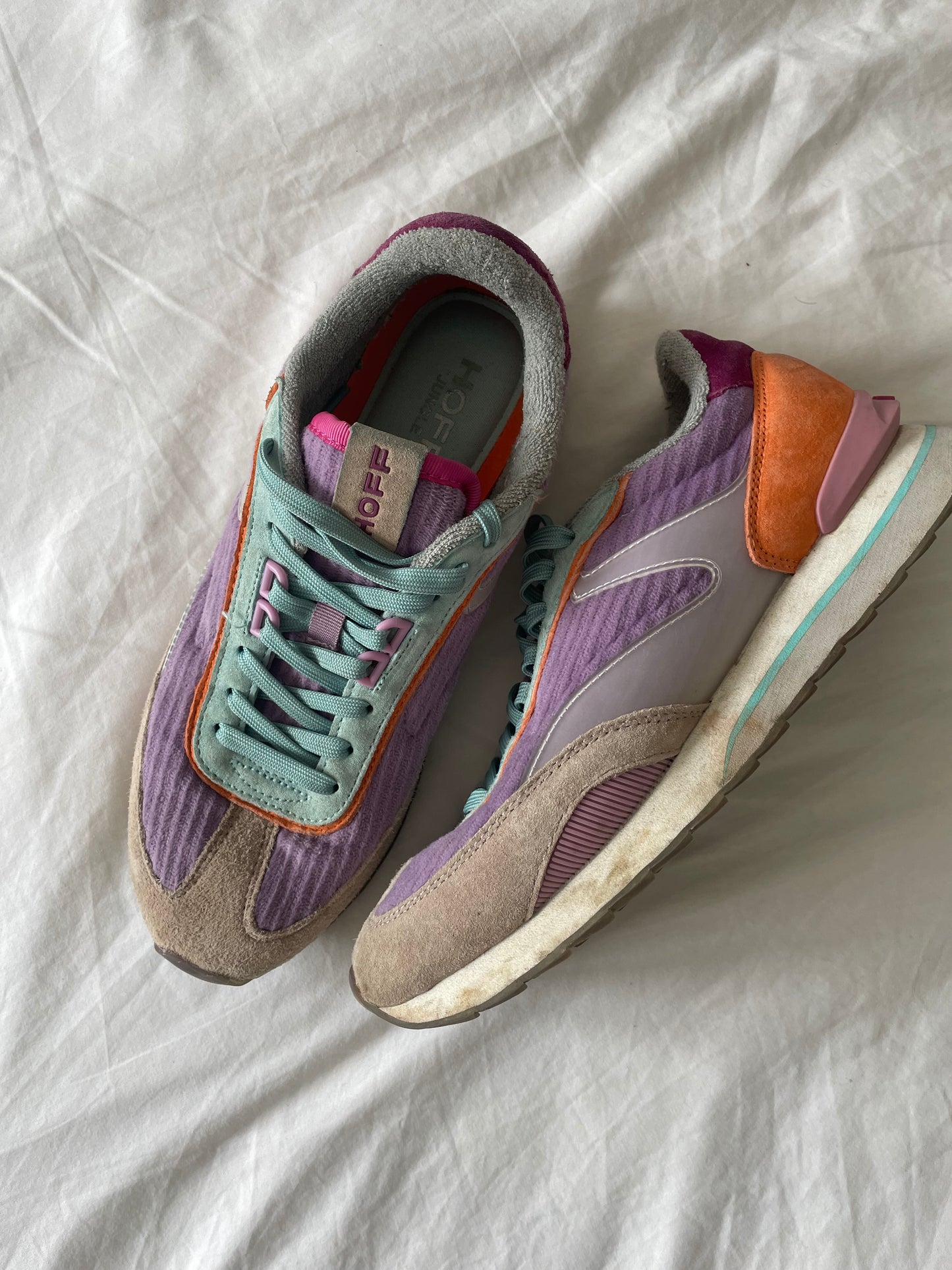 Hoff Trainers - Size 6