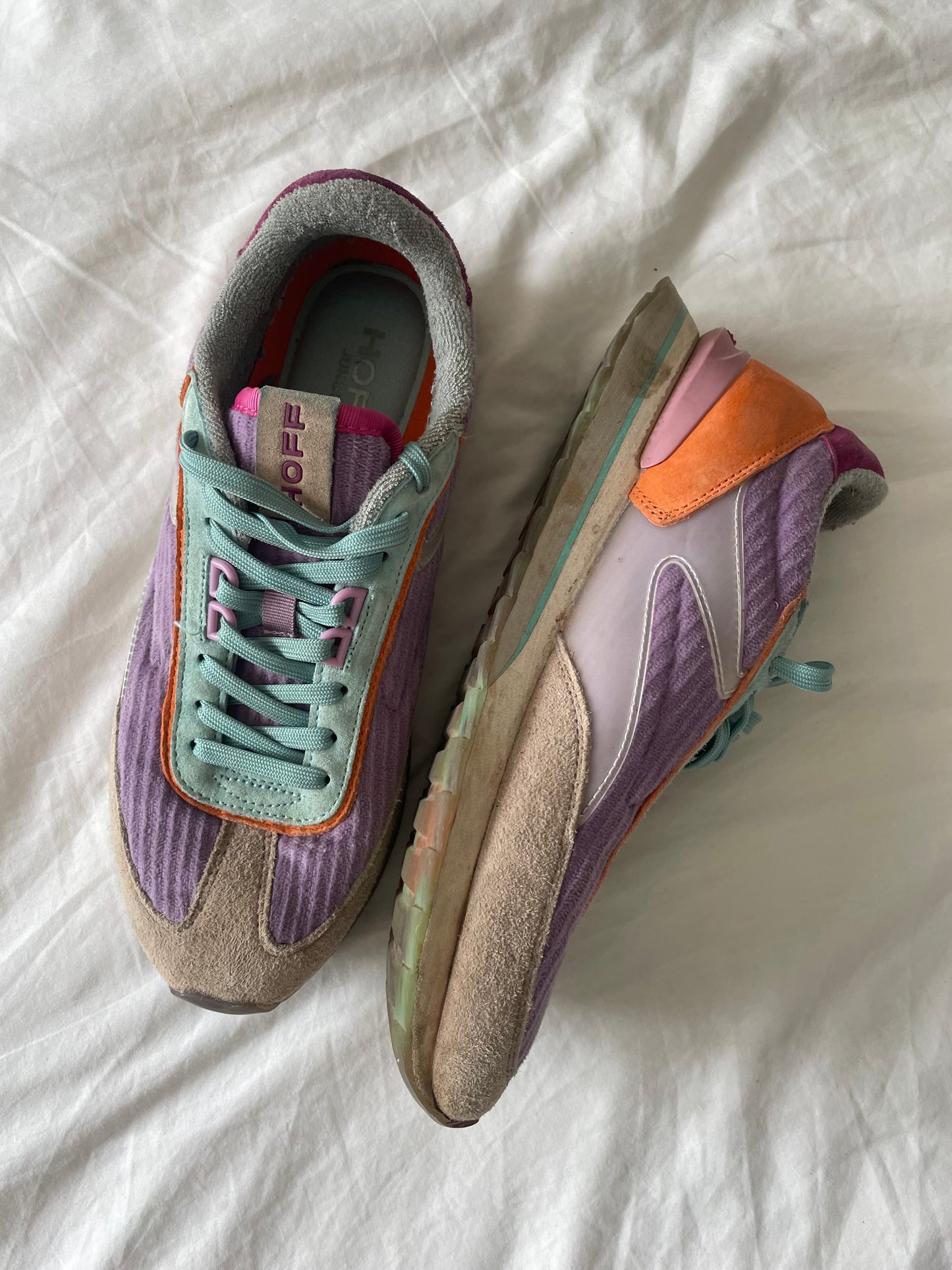 Hoff Trainers - Size 6