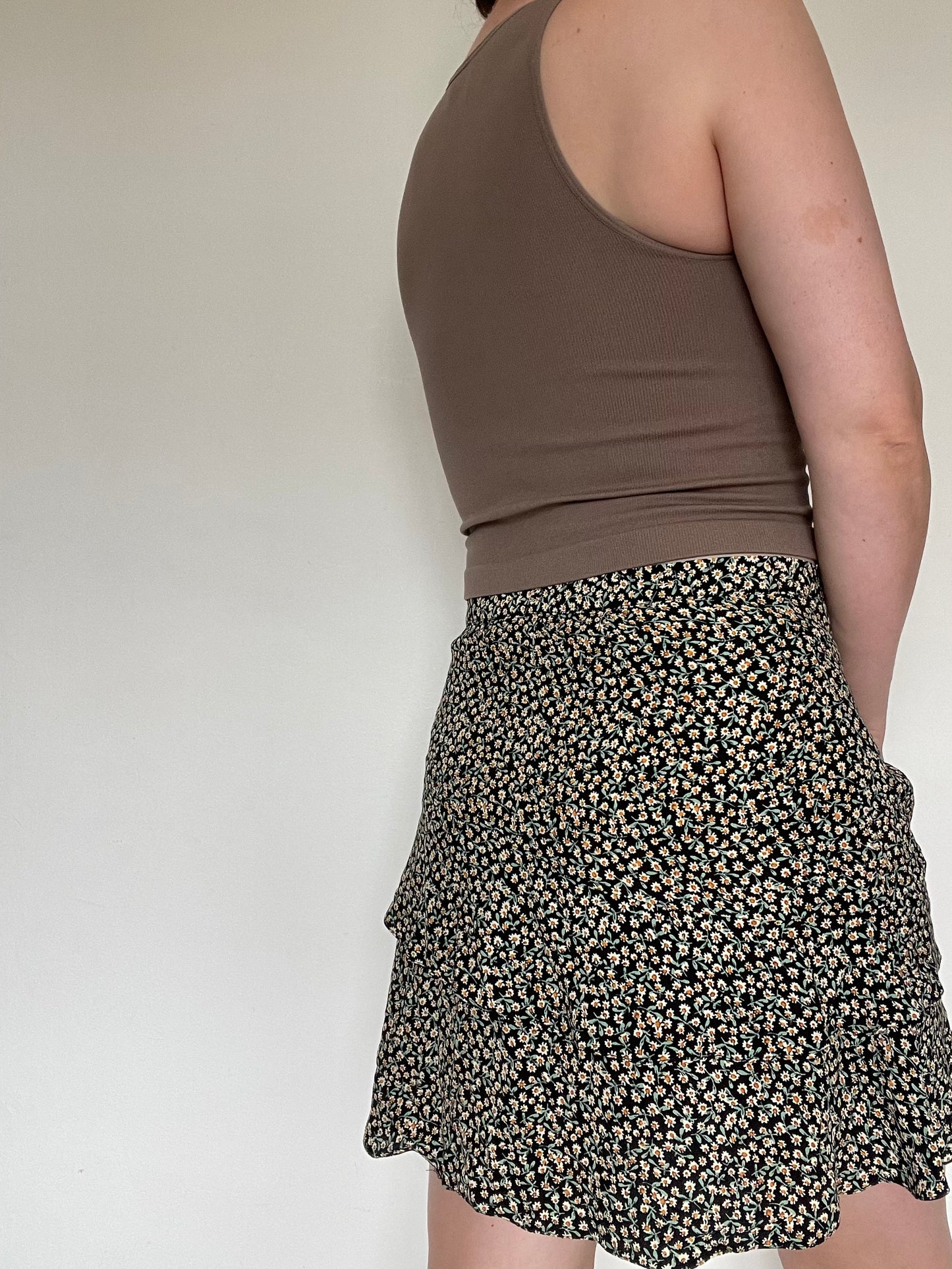 Urban Outfitters Skirt - Size M