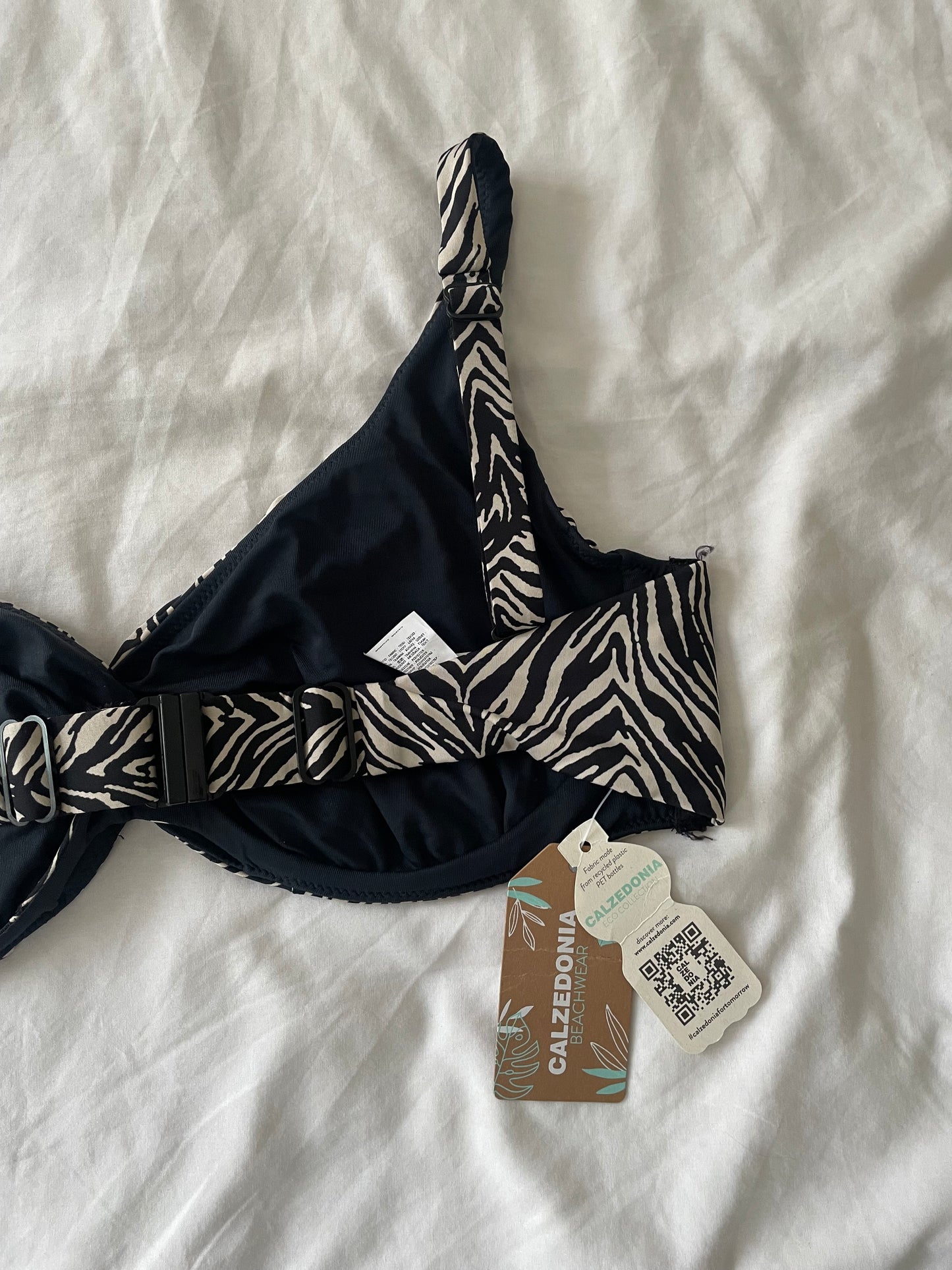 Calzedonia Bikini Top NEW - Size 14