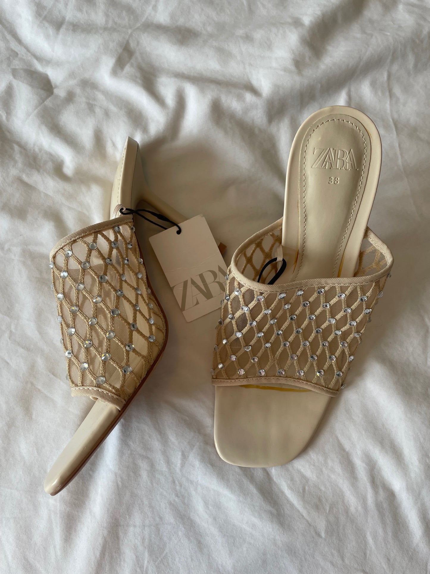 Zara Heels NEW - Size 5