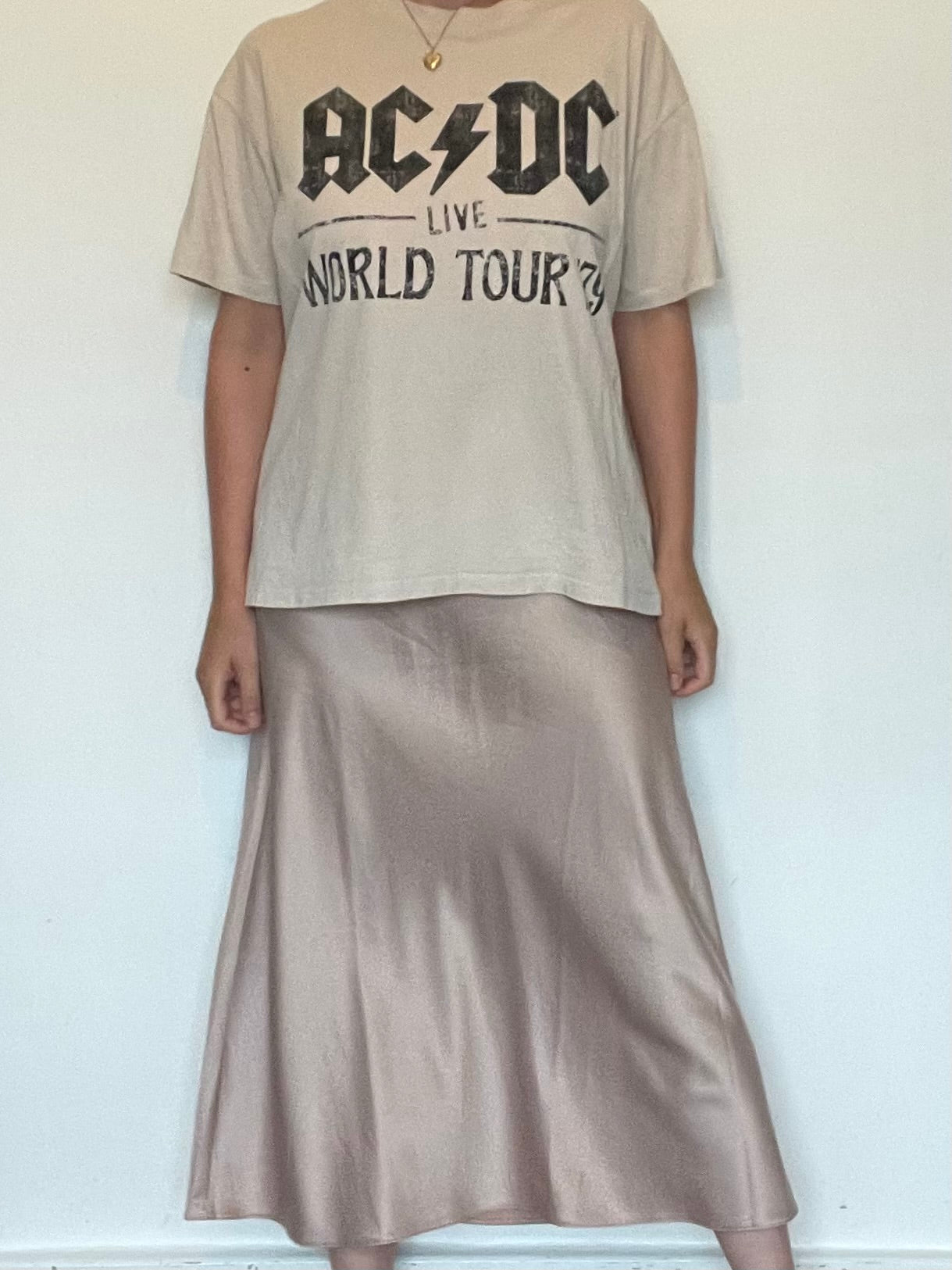 H&M T Shirt - Size M