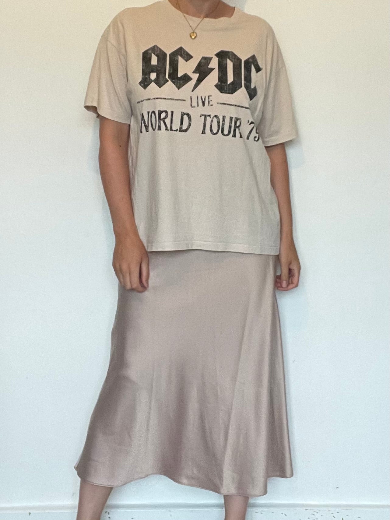 H&M T Shirt - Size M