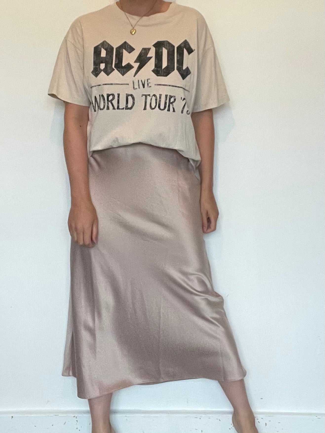 H&M T Shirt - Size M