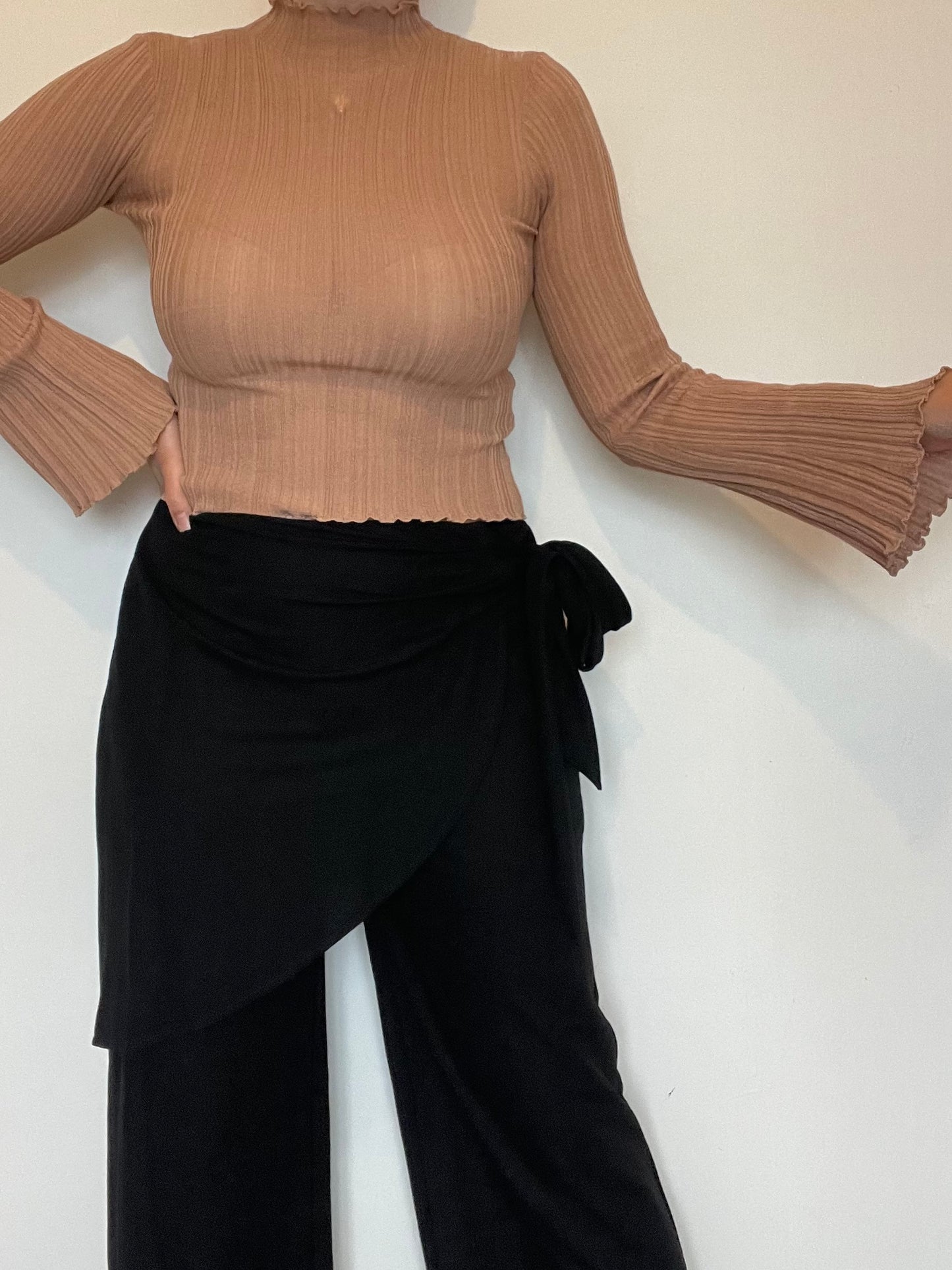 H&M Ribbed Top - Size S