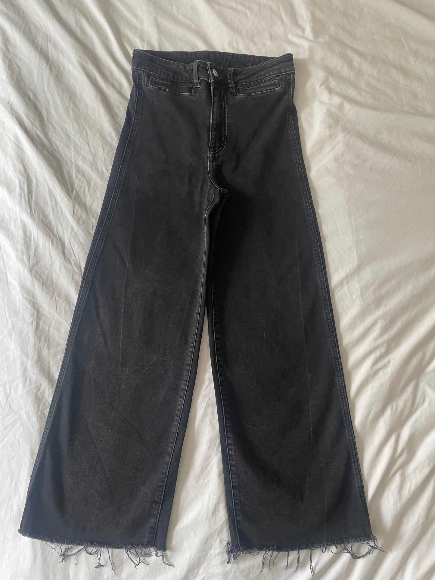 H&M Black Jeans - Size 8
