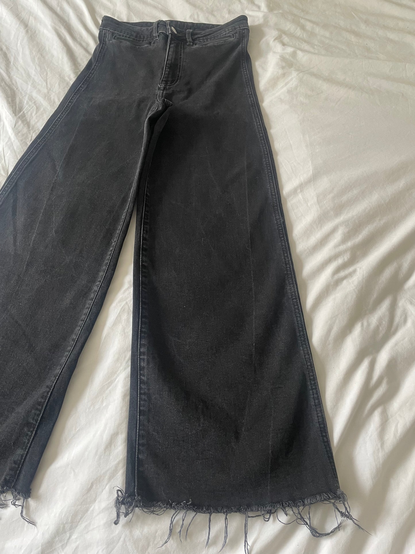 H&M Black Jeans - Size 8