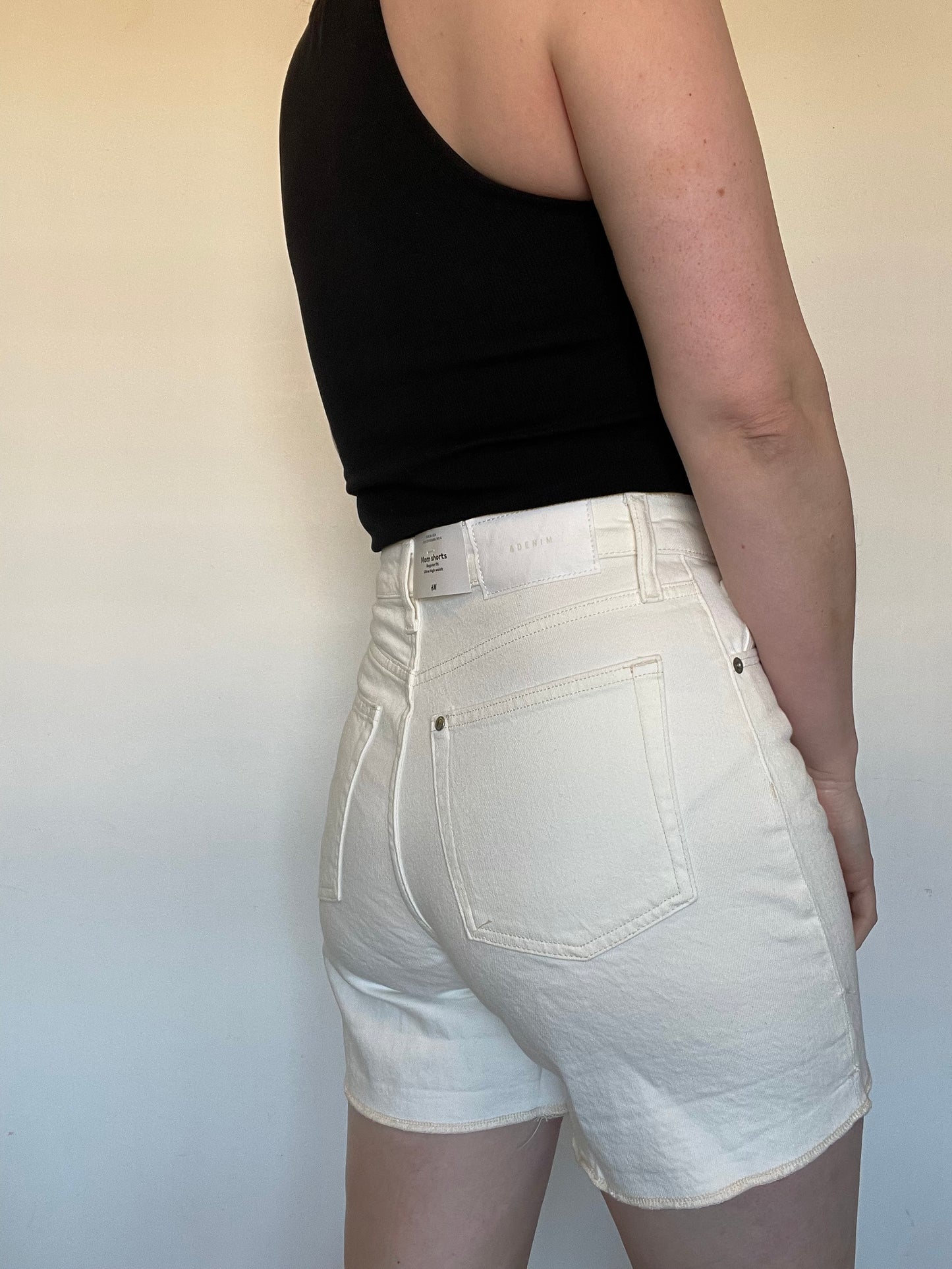 H&M Mom Shorts NEW - Size 8