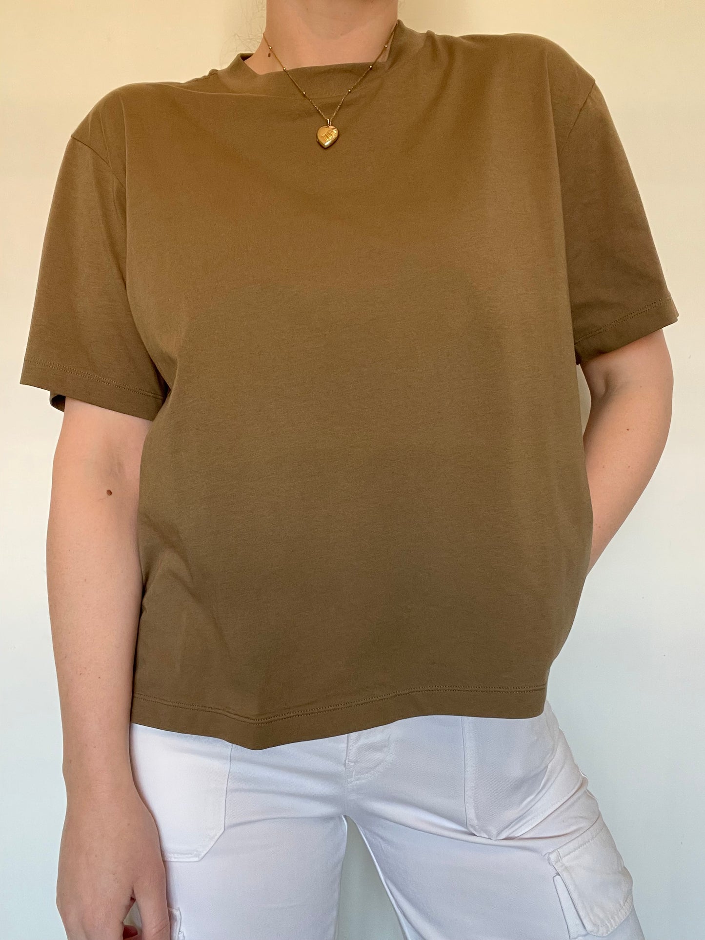 Uniqlo T Shirt - Size L