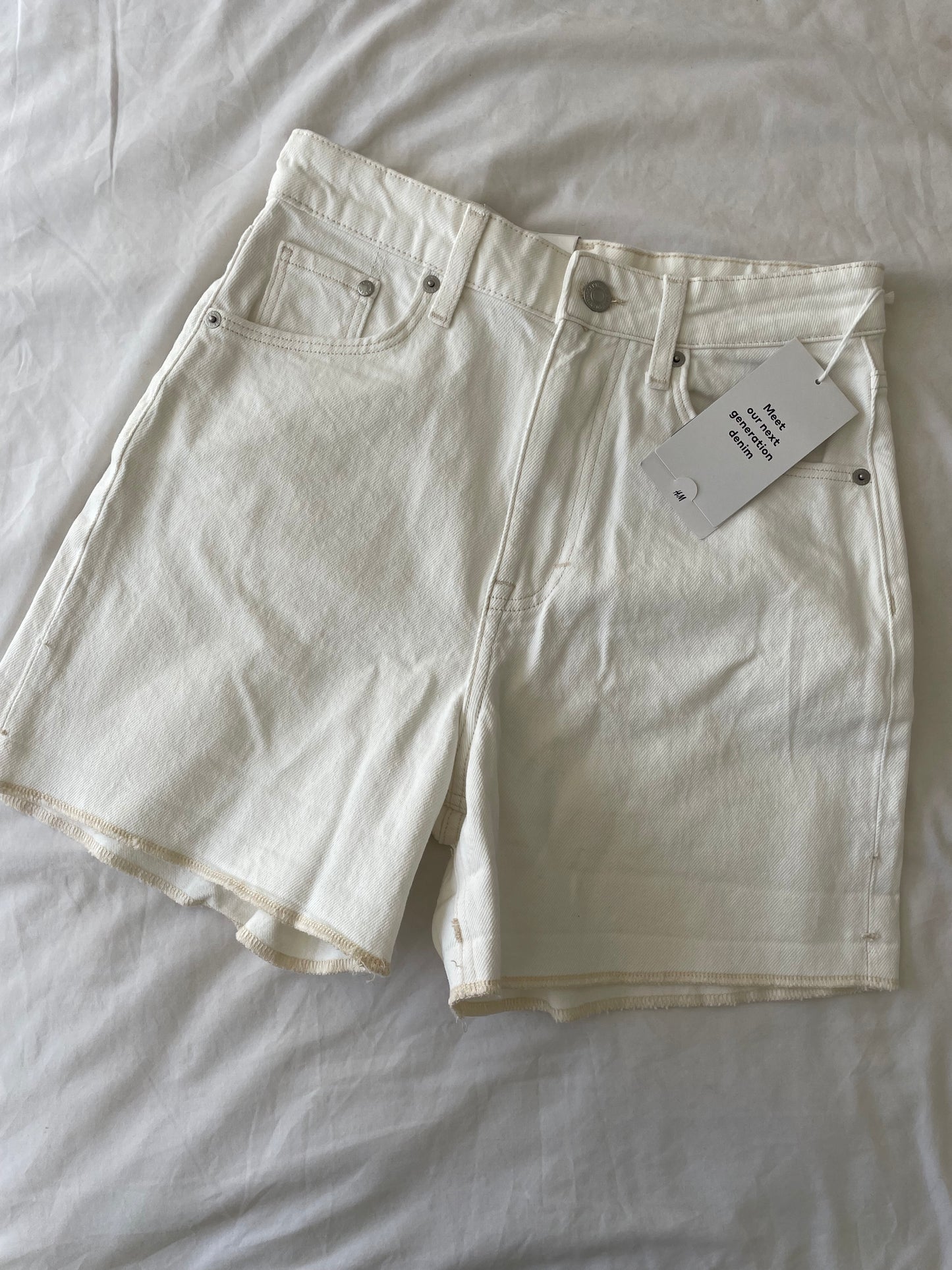 H&M Mom Shorts NEW - Size 8