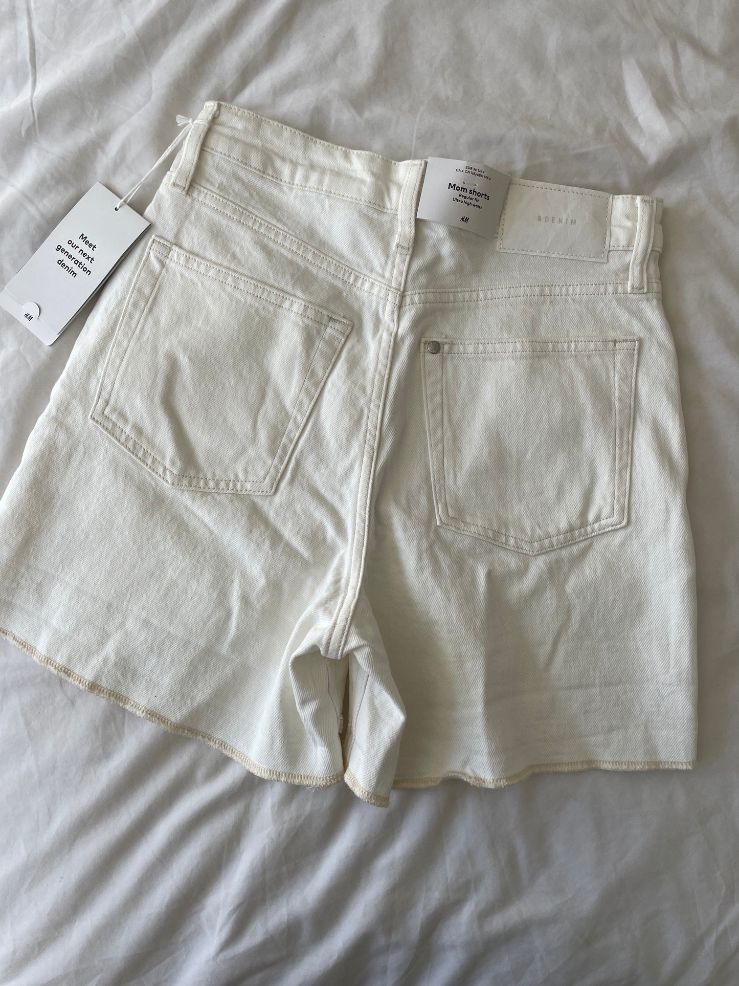 H&M Mom Shorts NEW - Size 8
