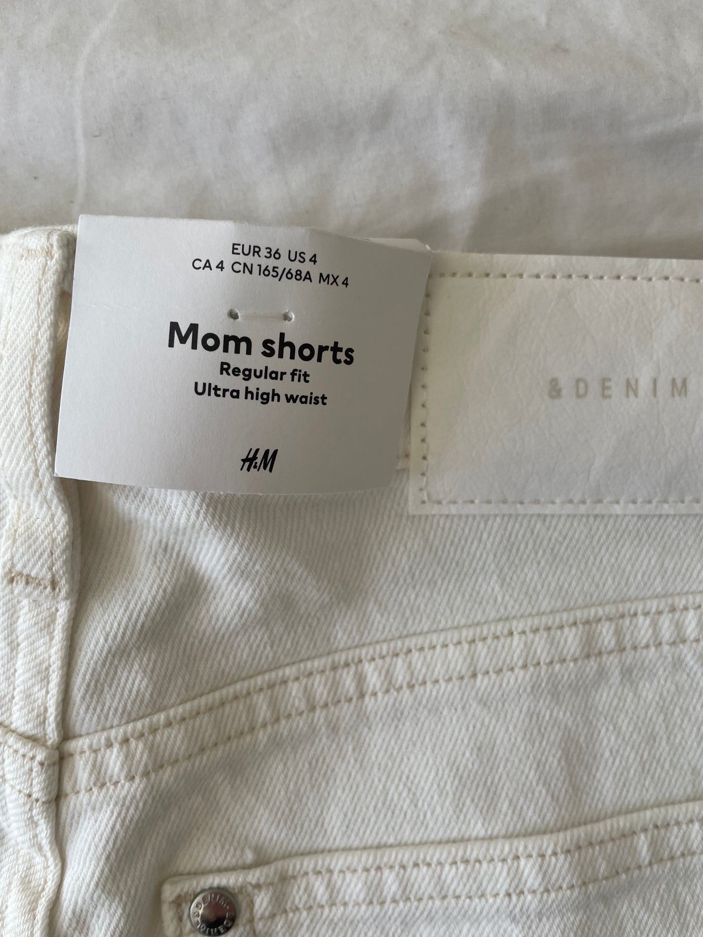 H&M Mom Shorts NEW - Size 8