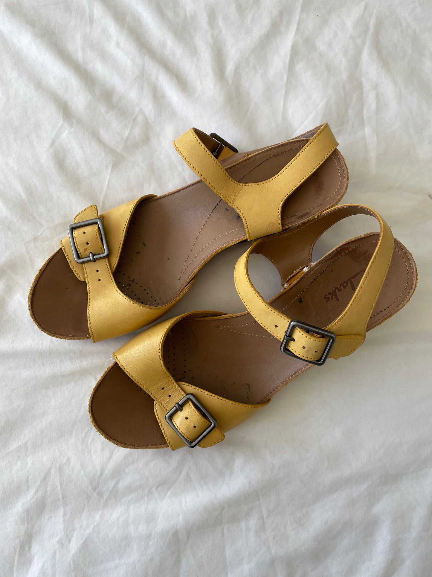 Clarks Wedge Sandal - Size 5