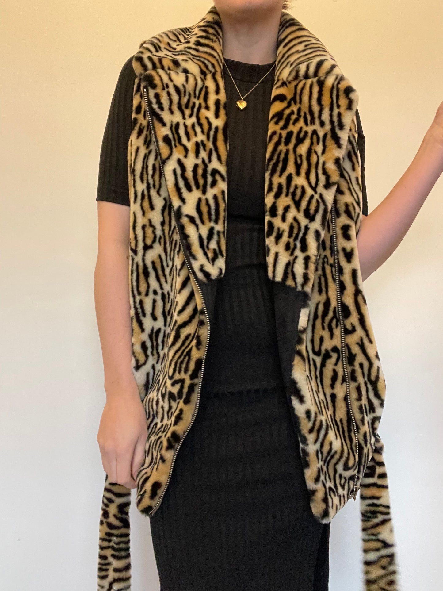 Jakke Leopard Gilet RRP £219 - Size 10