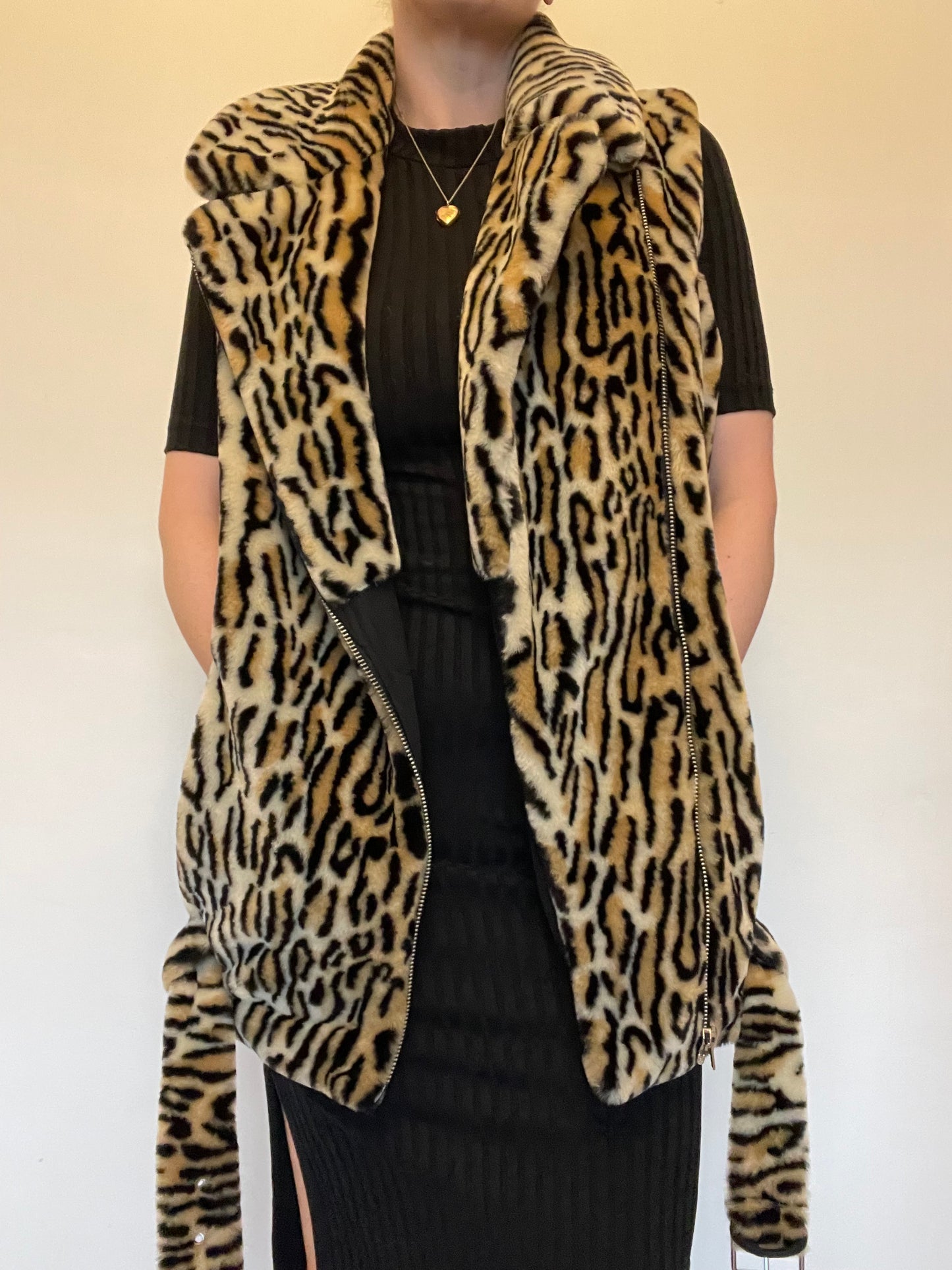 Jakke Leopard Gilet RRP £219 - Size 10