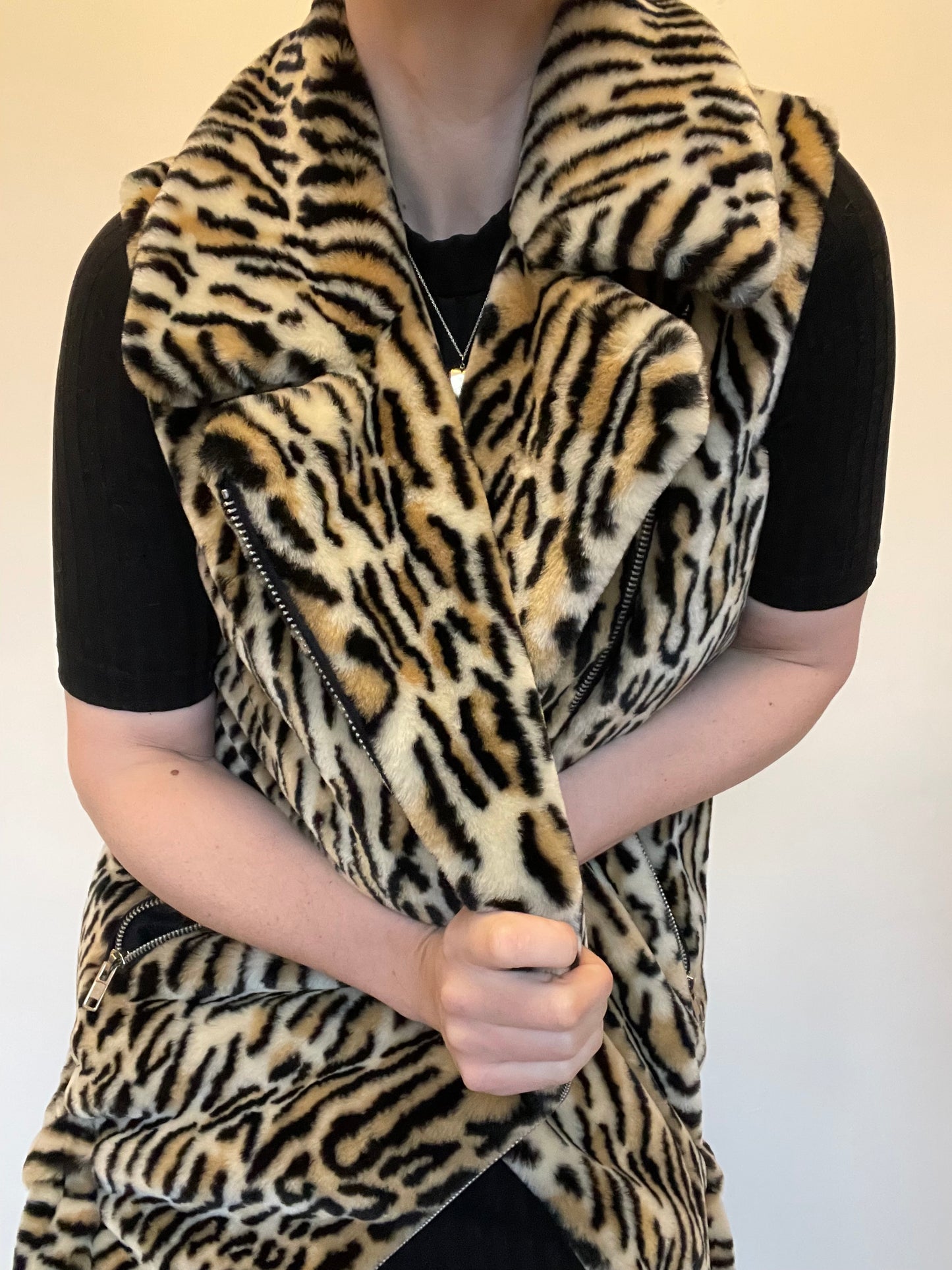 Jakke Leopard Gilet RRP £219 - Size 10