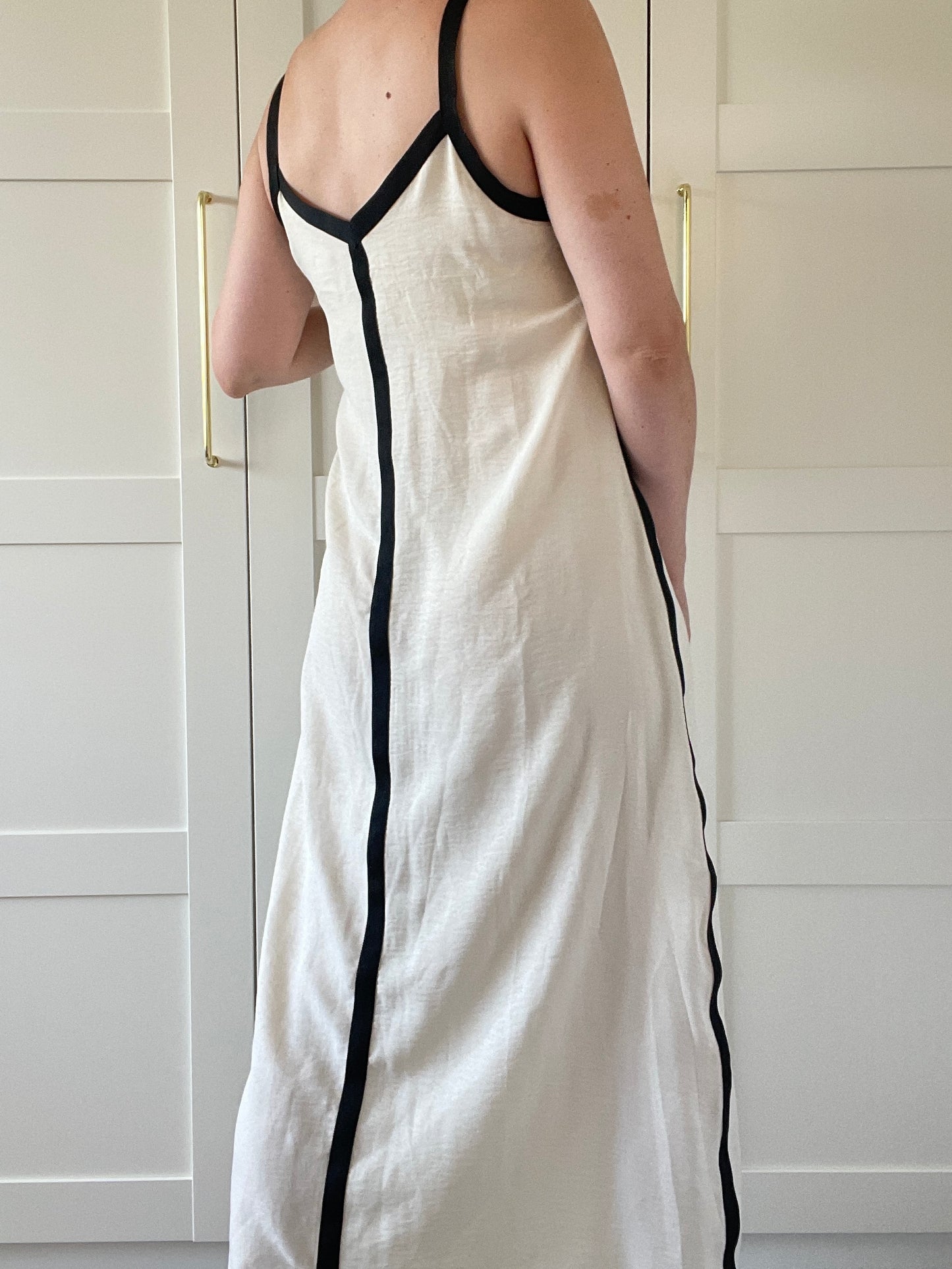 Dress - Size M