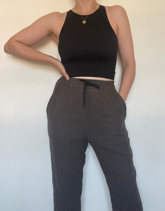 Zara Trousers - Size M