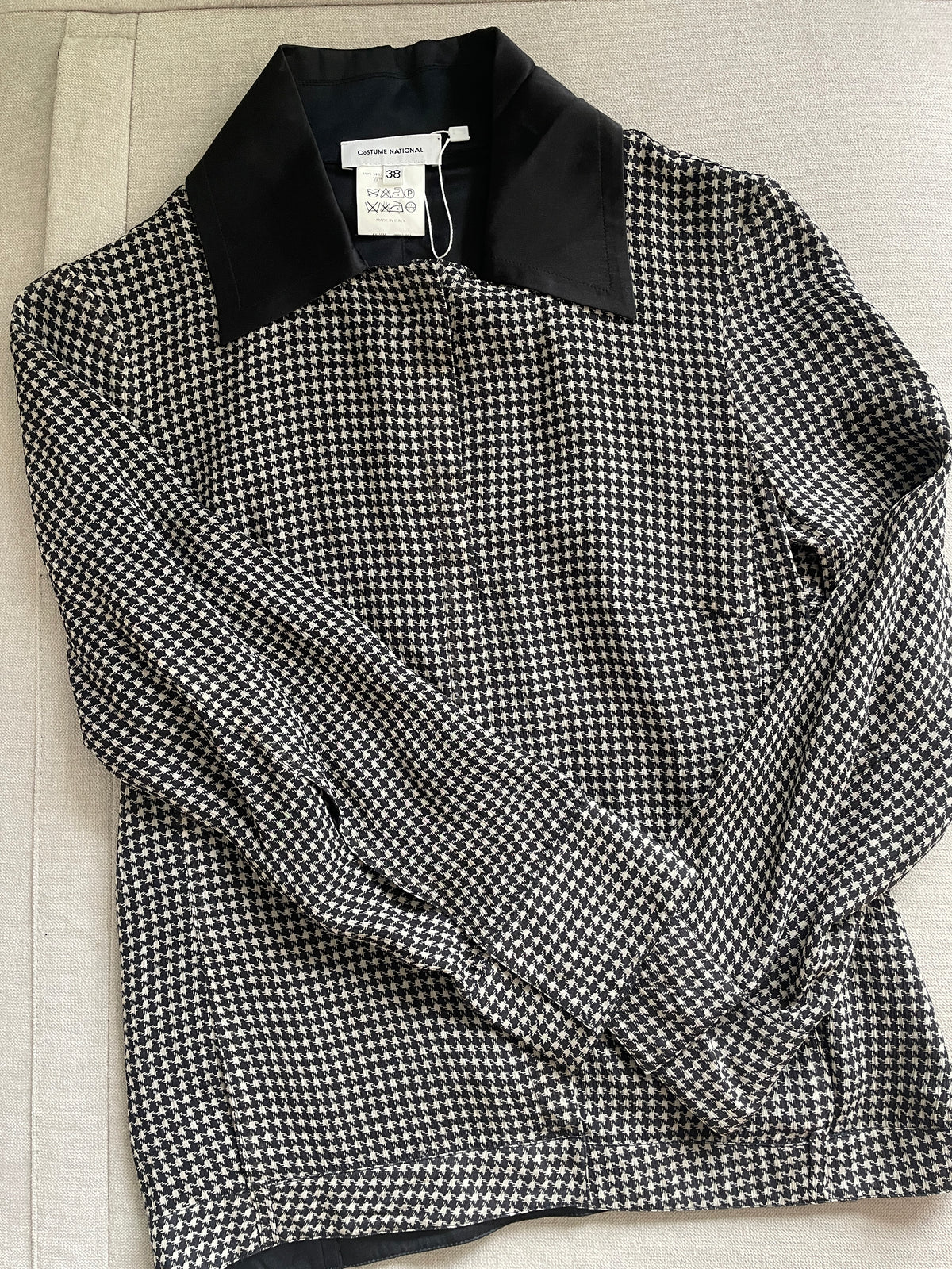 Vintage Silk shirt/Jacket - Size Small
