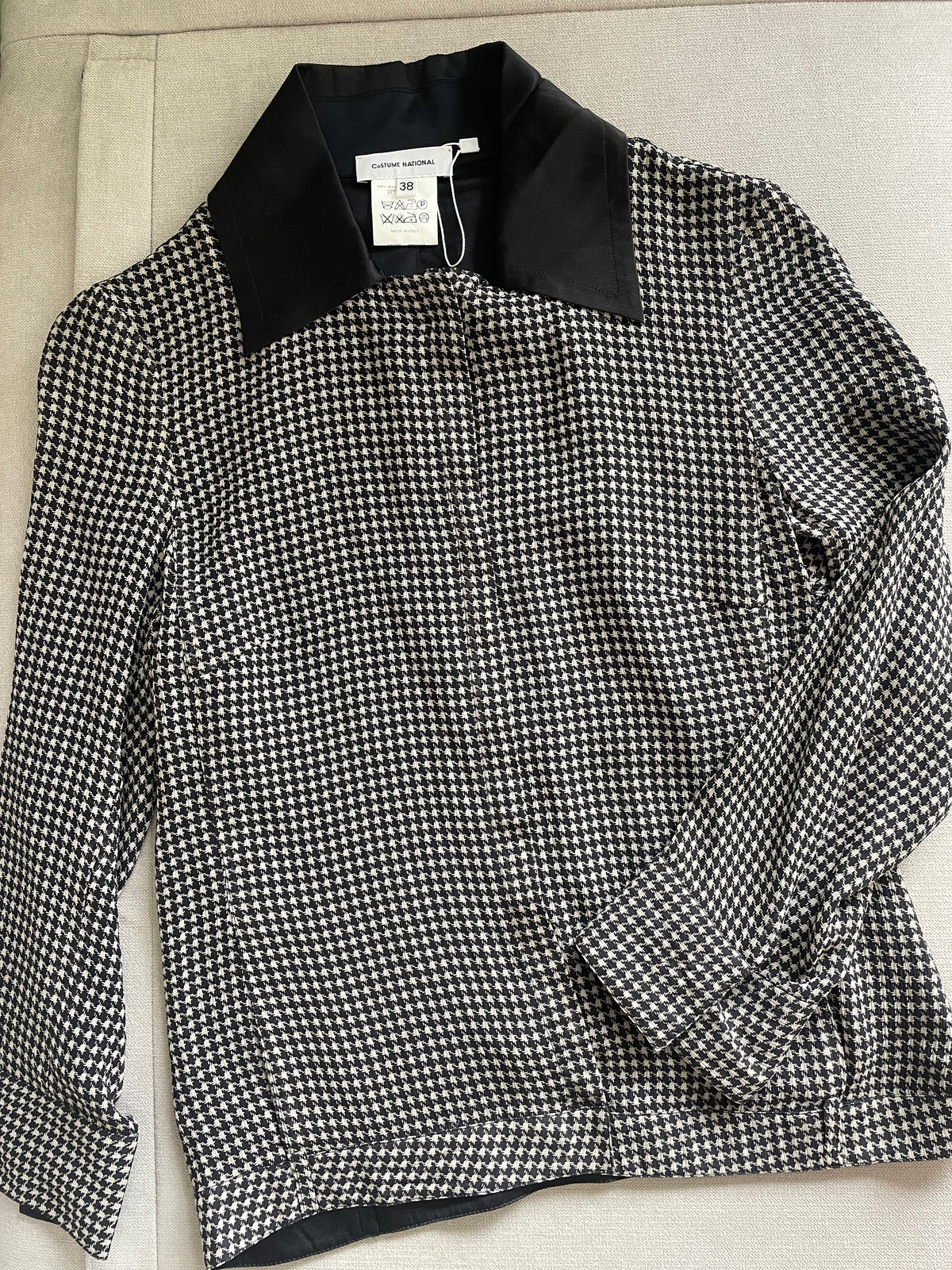 Vintage Silk shirt/Jacket - Size Small