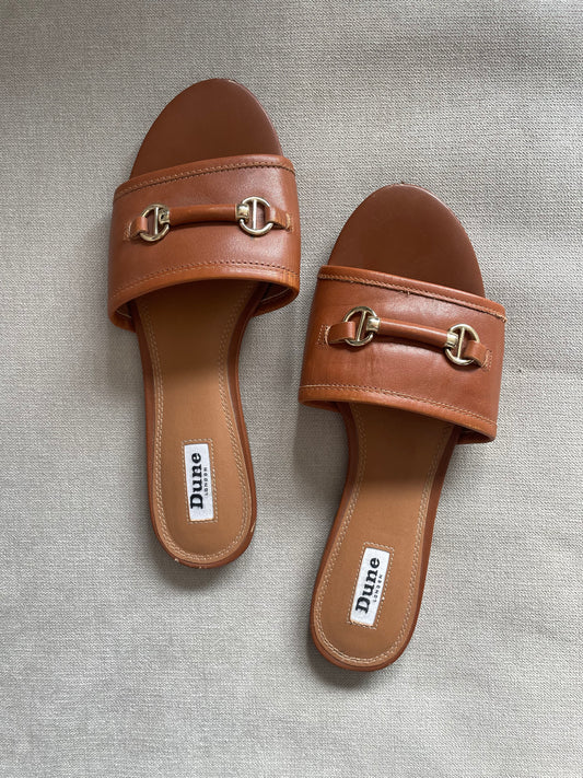 Dune Sandals - Size 6