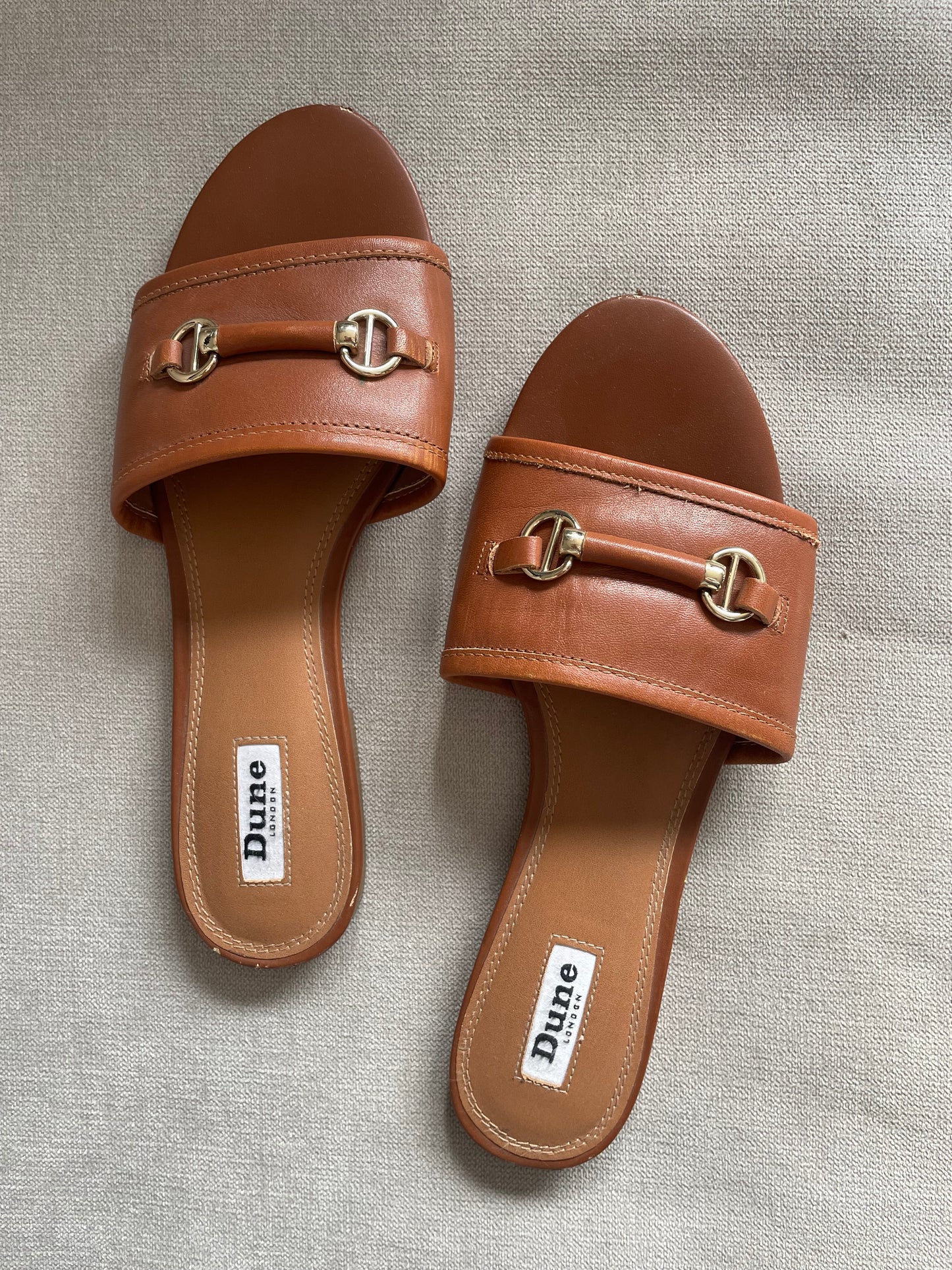 Dune Sandals - Size 6
