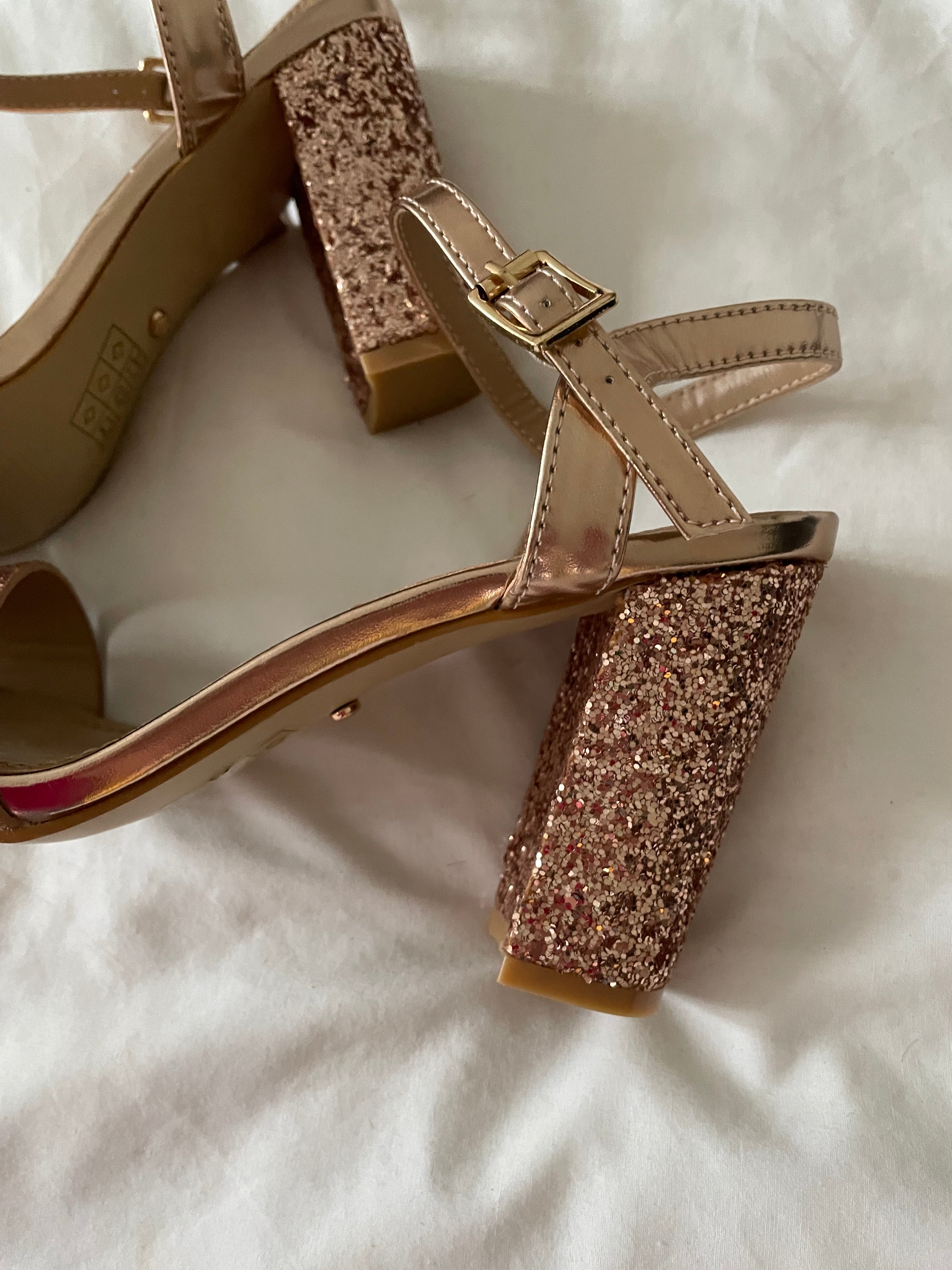 Size 5 sale rose gold heels