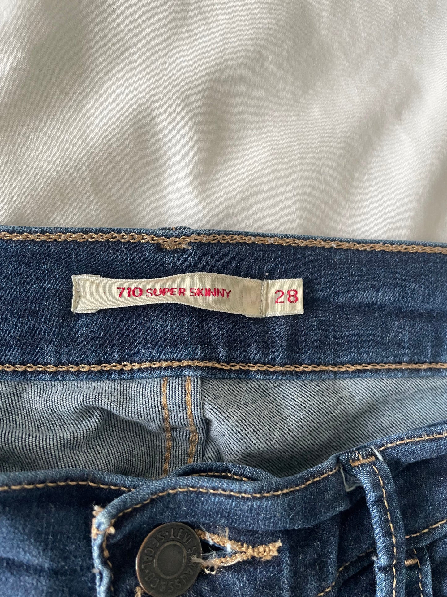 Levi's Jeans - Size 10
