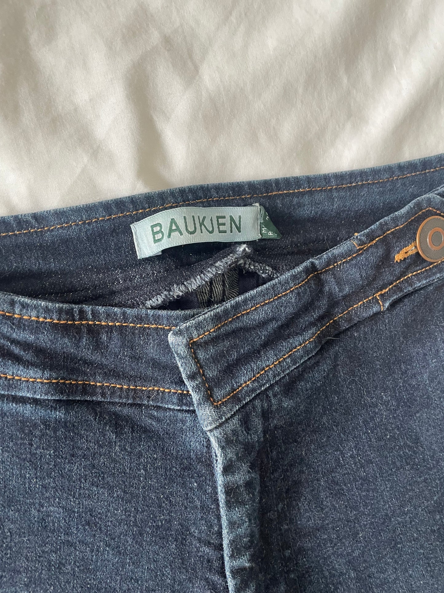 Baukjen Jeans - Size 6