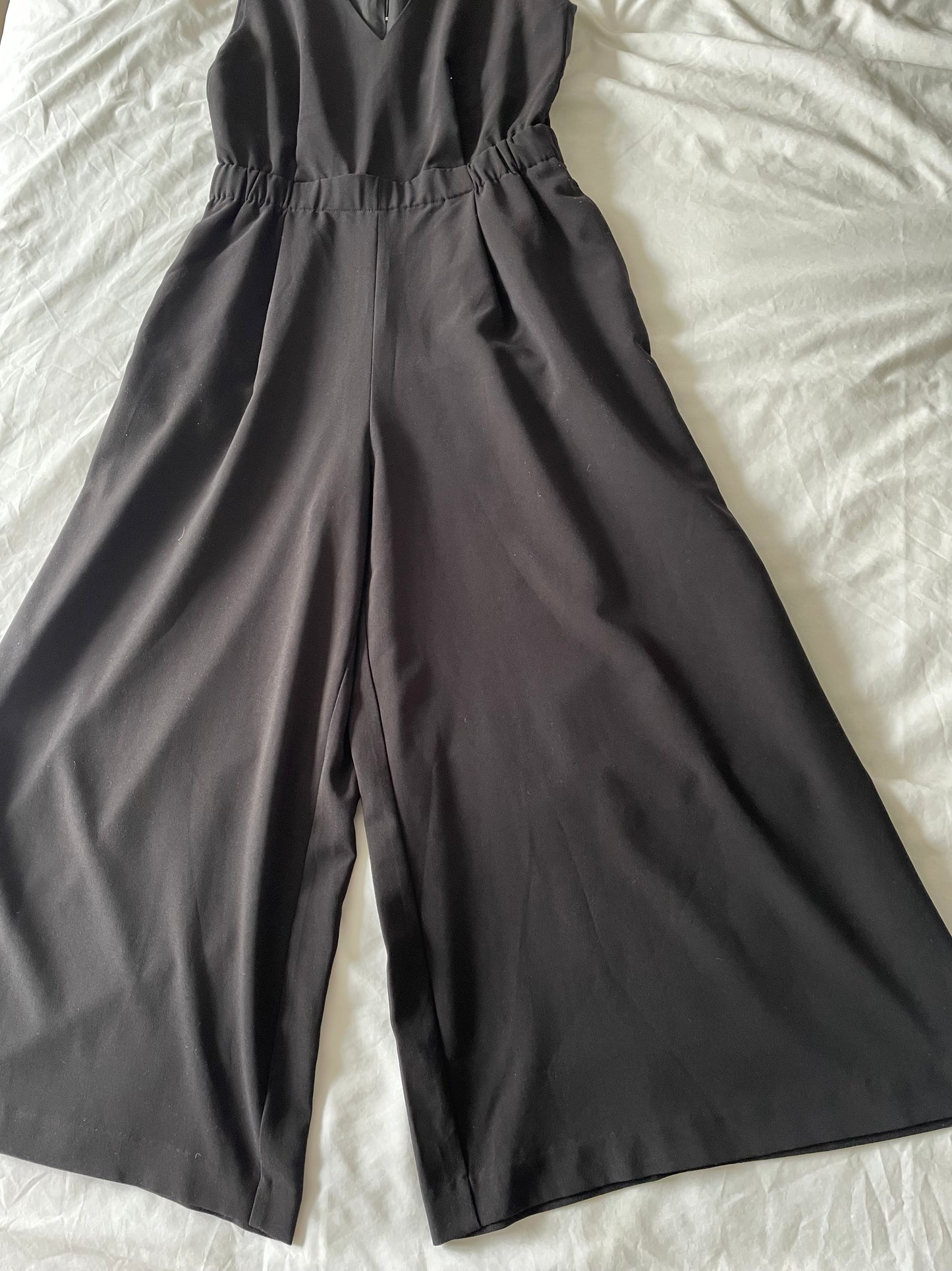 Uniqlo Jumpsuit - Size XS