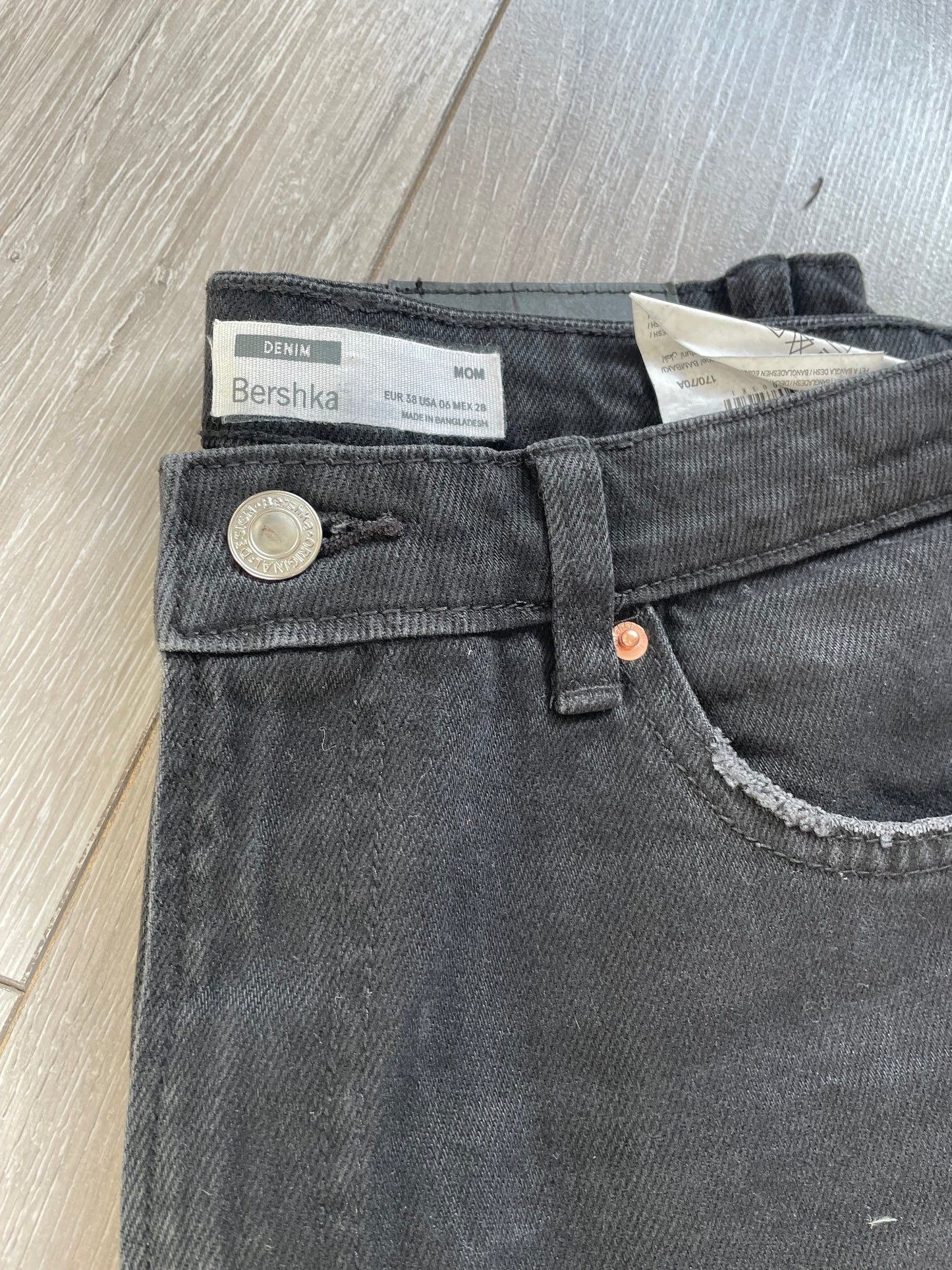 Bershka Mom Jeans - Size 10