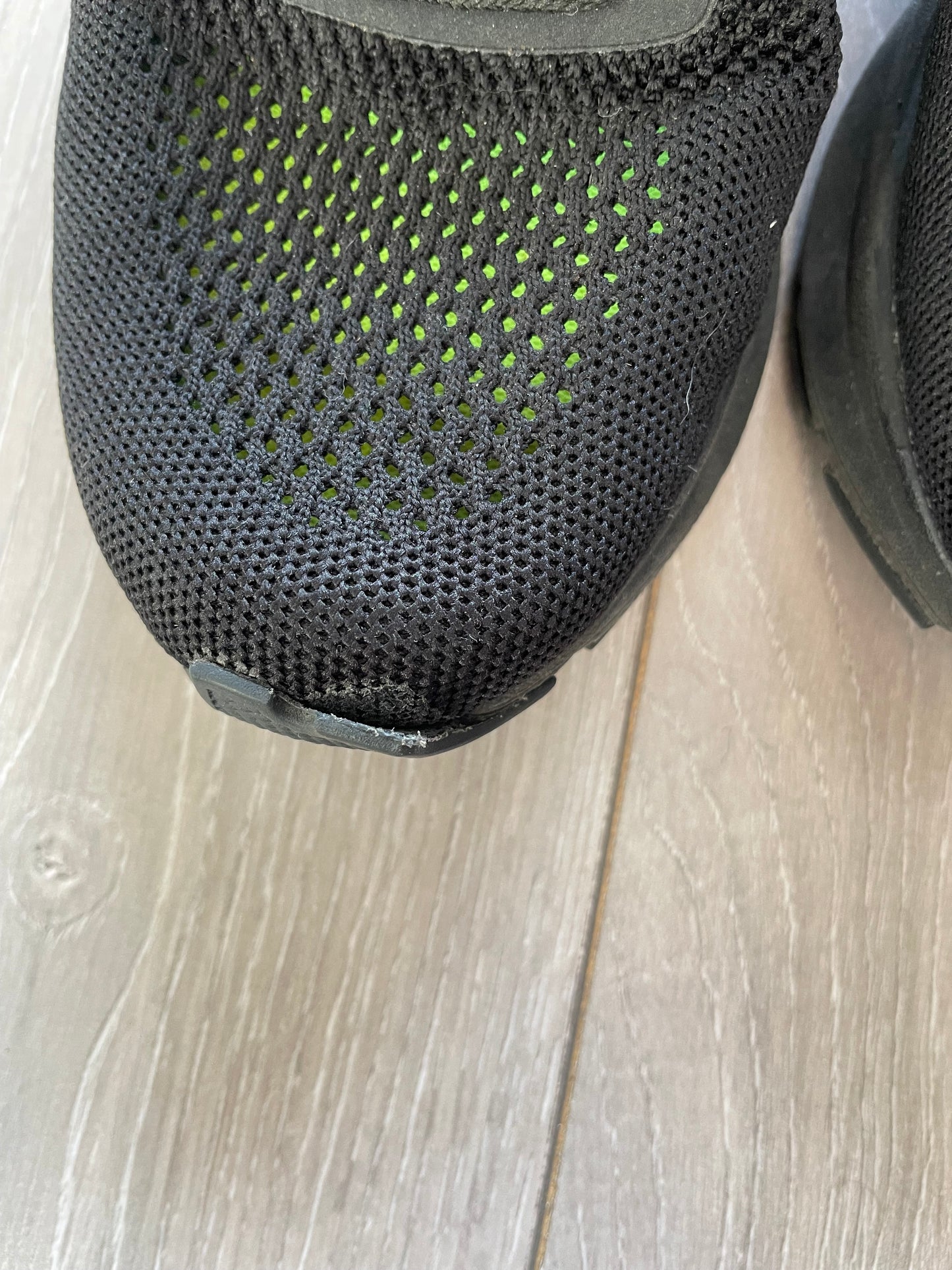 Veja Trainers - Size 6.5