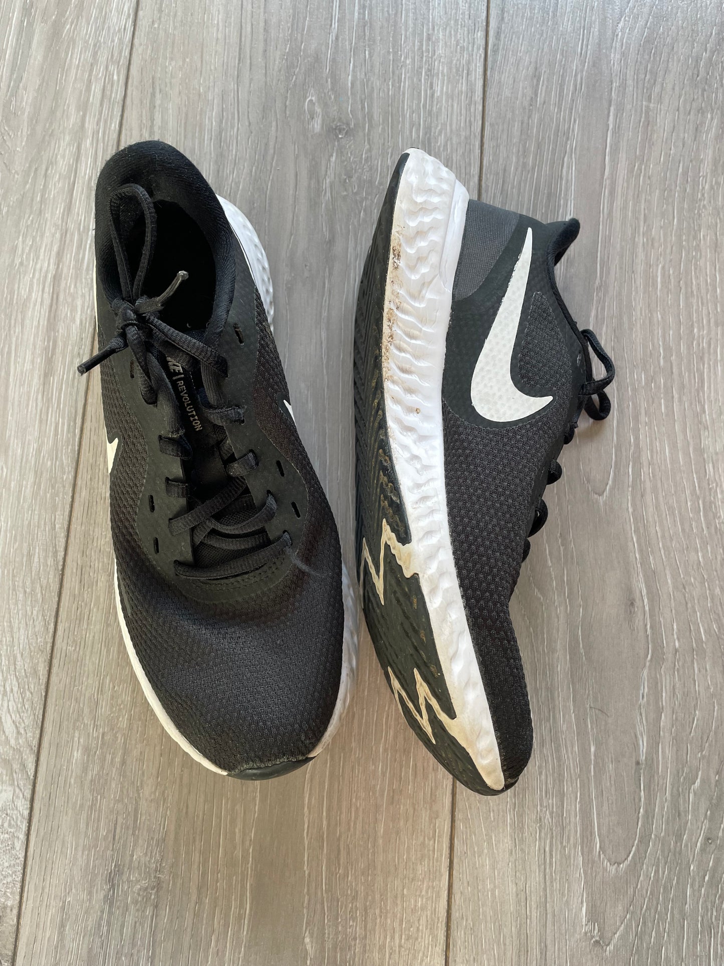 Nike Trainers - Size 5.5