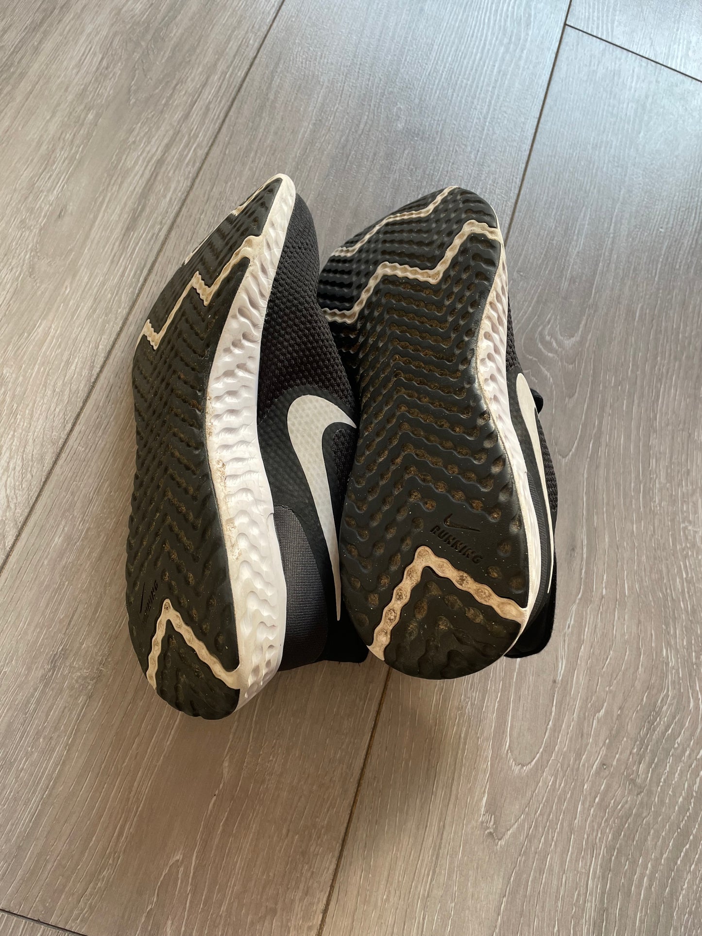 Nike Trainers - Size 5.5