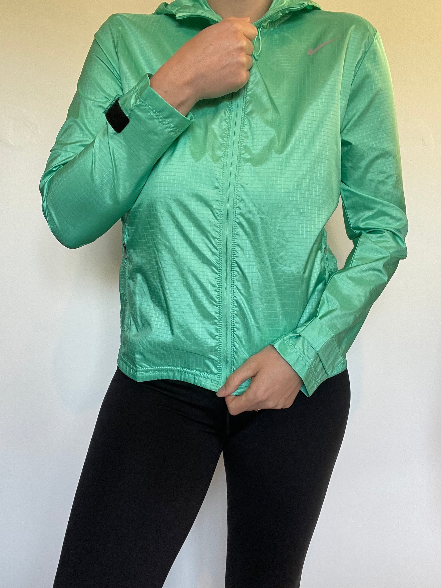 Nike Jacket RRP £74 - Size small