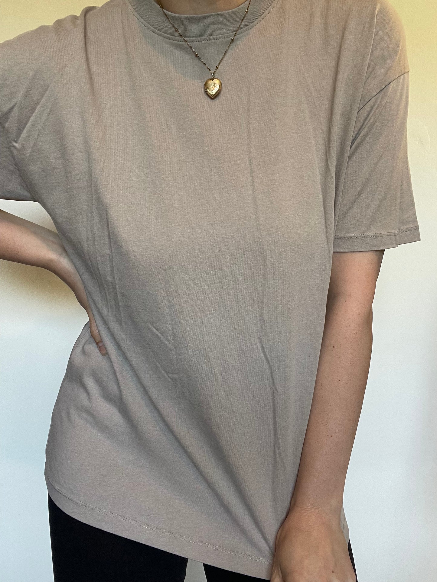Pull & Bear T Shirt - Size M