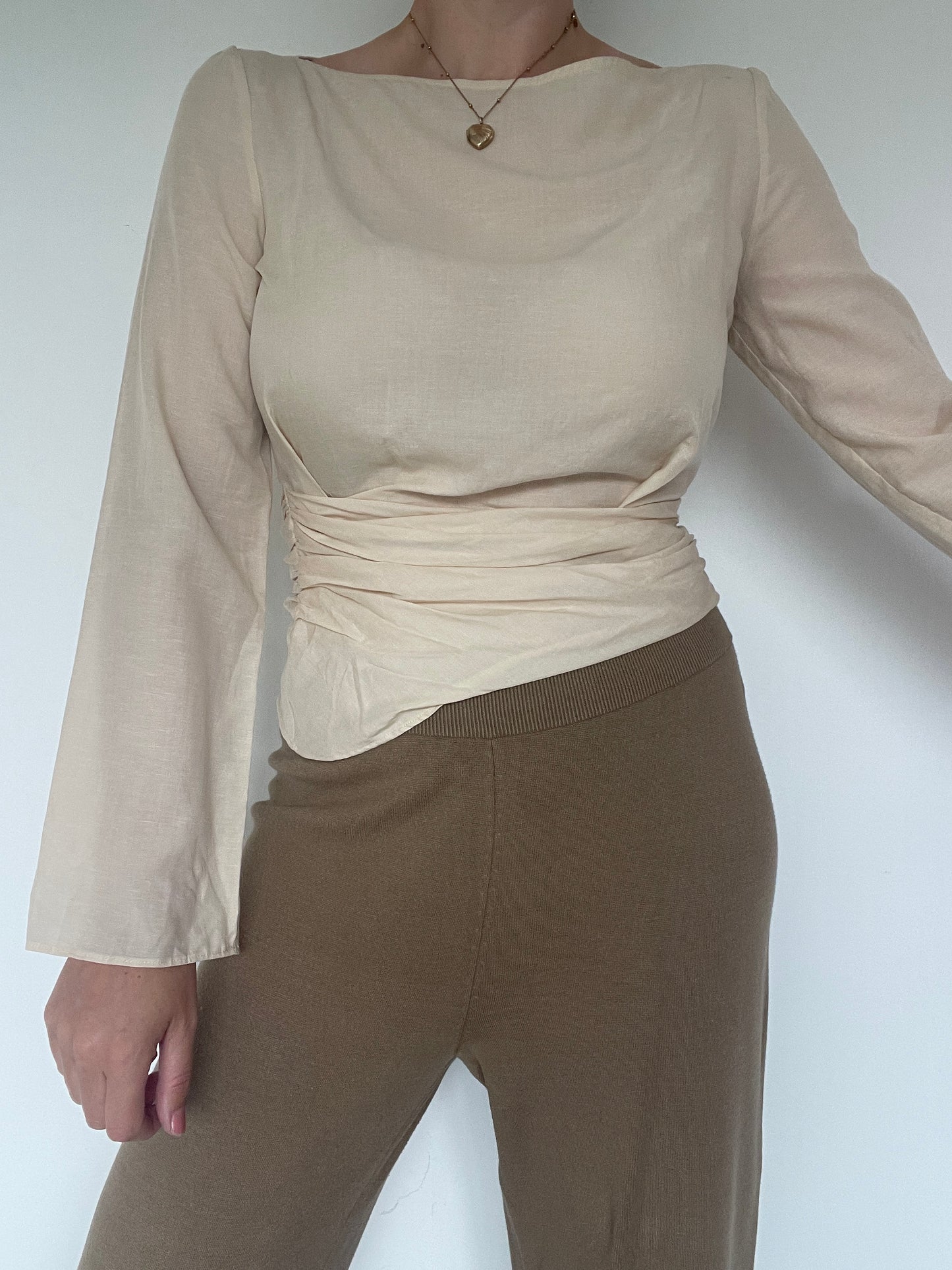 Urban Revivo Top NEW - Size M