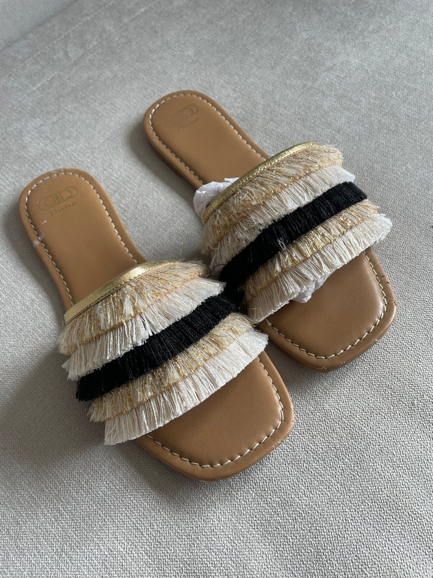Dune Sandals - Size 6