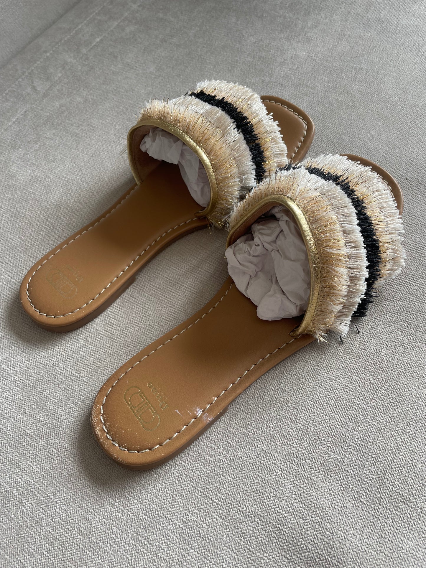 Dune Sandals - Size 6
