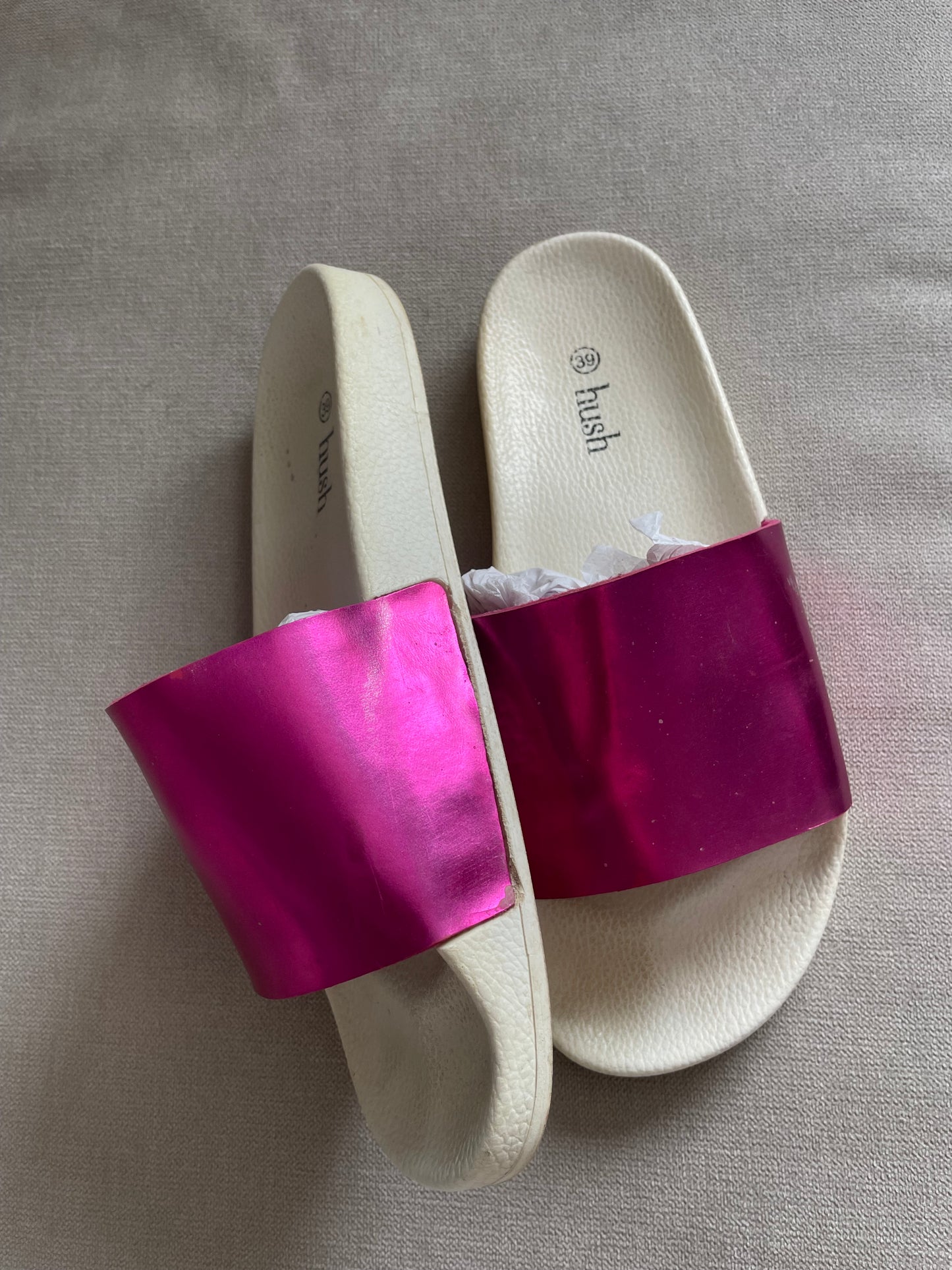 Hush Sliders - Size 6