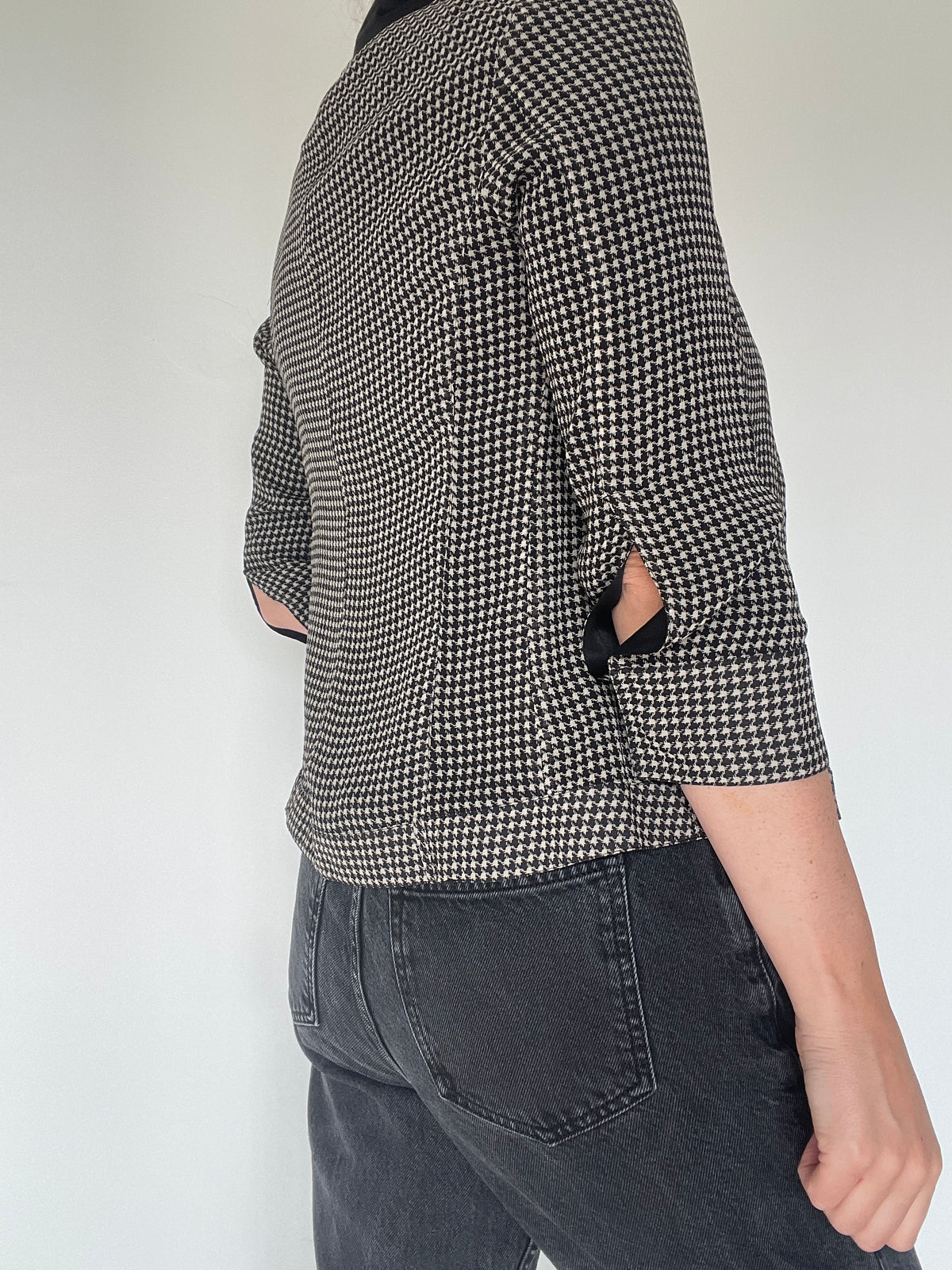 Vintage Silk shirt/Jacket - Size Small
