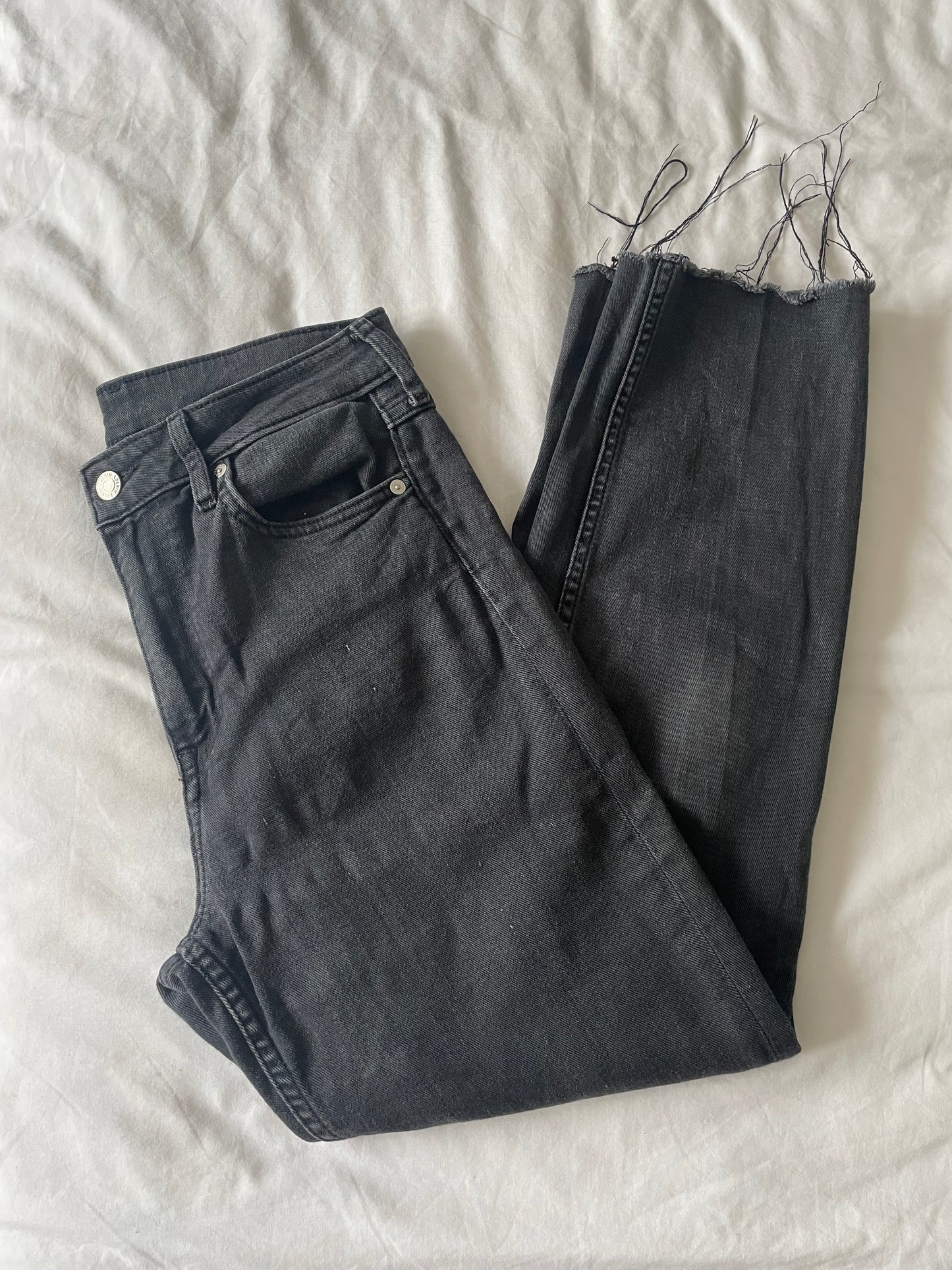 H&M Black Jeans - Size 8