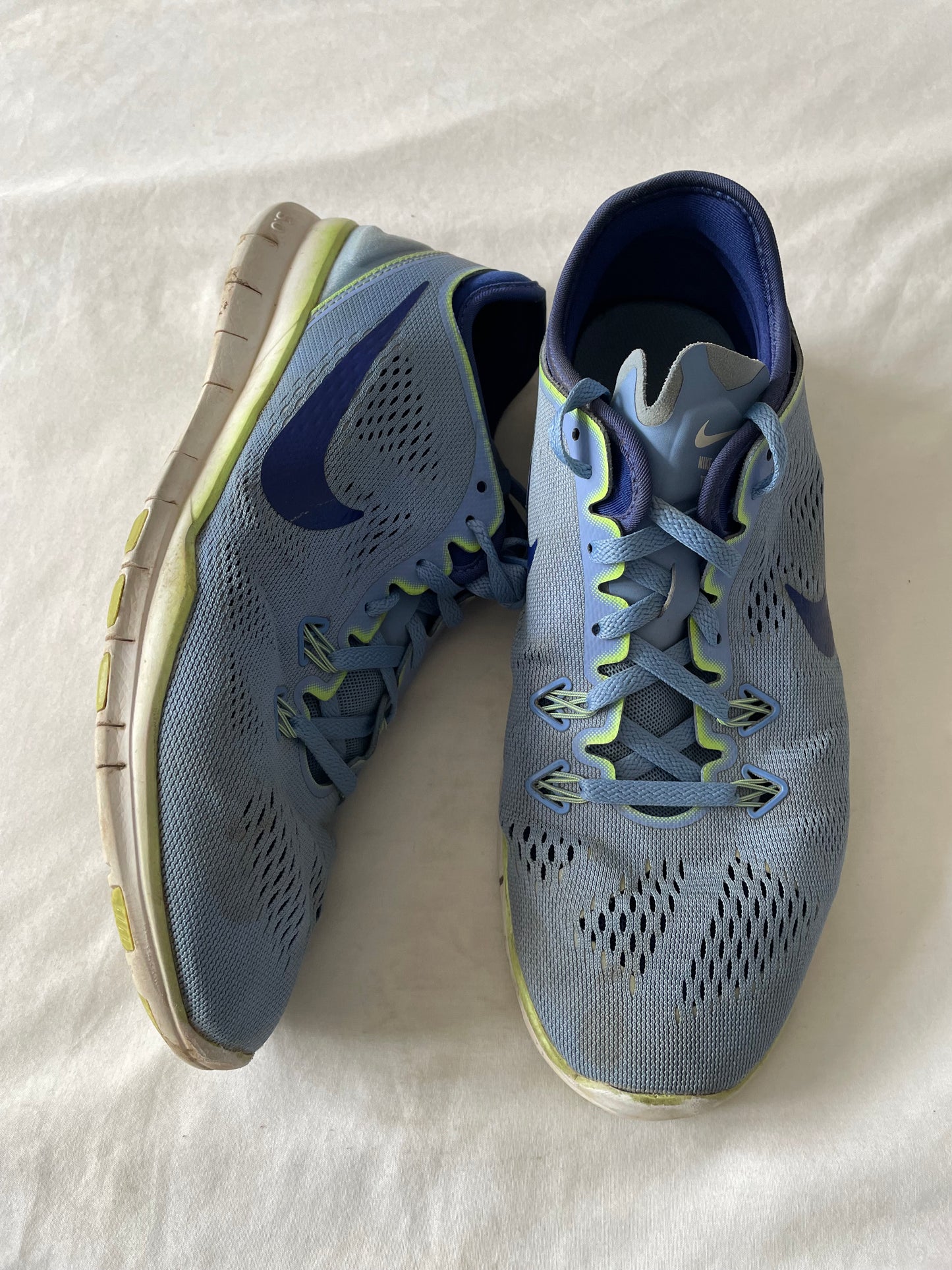 Nike Free 5.0 TR Trainers - Size 6