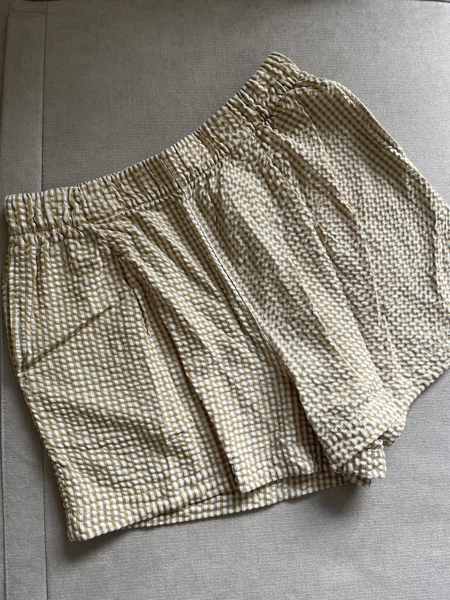 Uniqlo Shorts - Size M