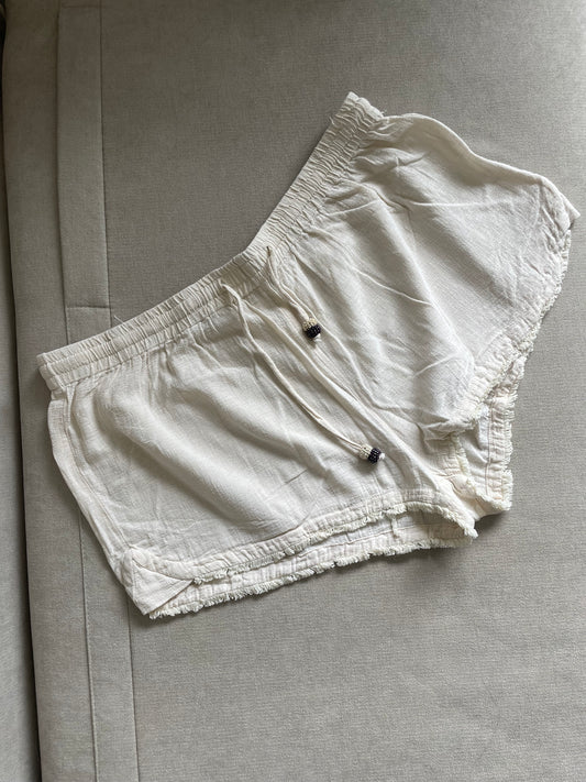 Pull & Bear Shorts - Size XL