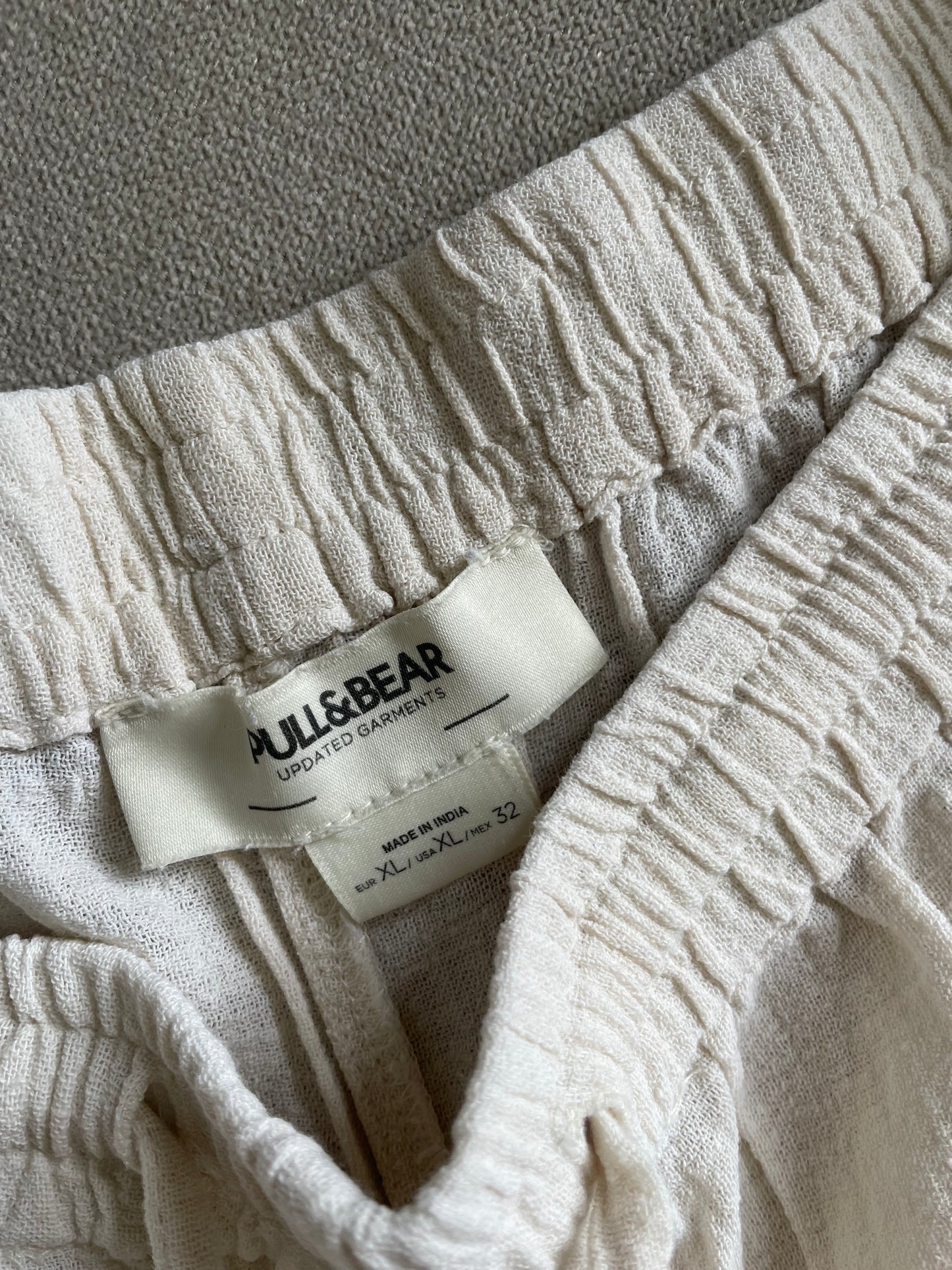 Pull & Bear Shorts - Size XL